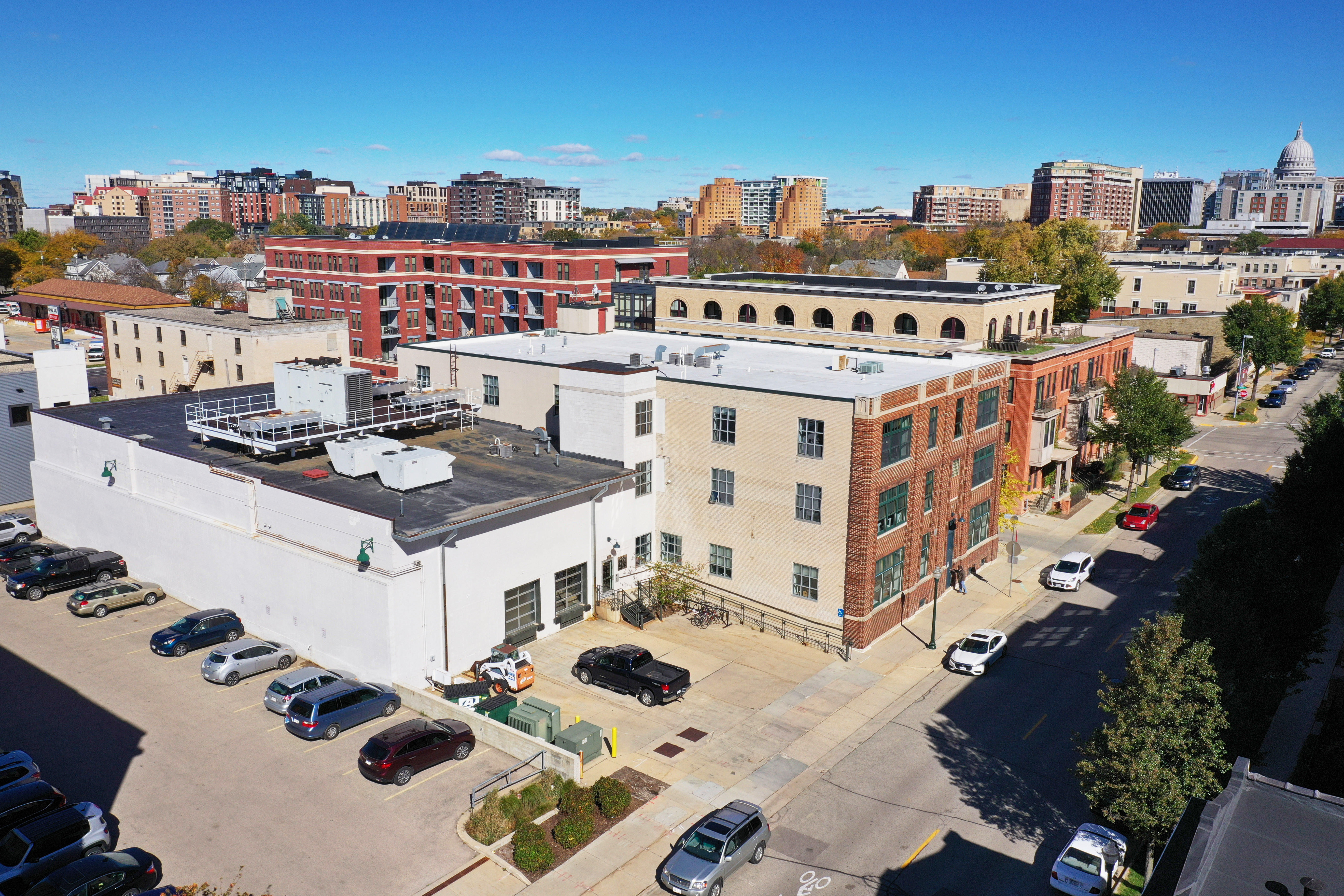 612WMain_1 1.jpg