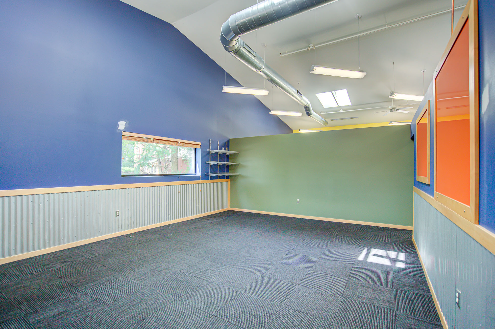 21-6200 Nesbitt Rd-9.jpg