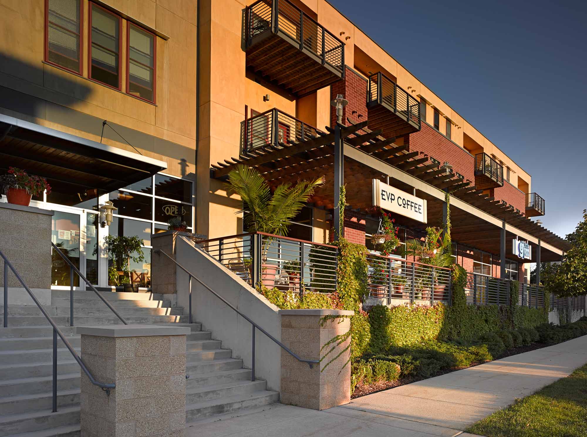 2013 Kinsale - Exterior.jpg
