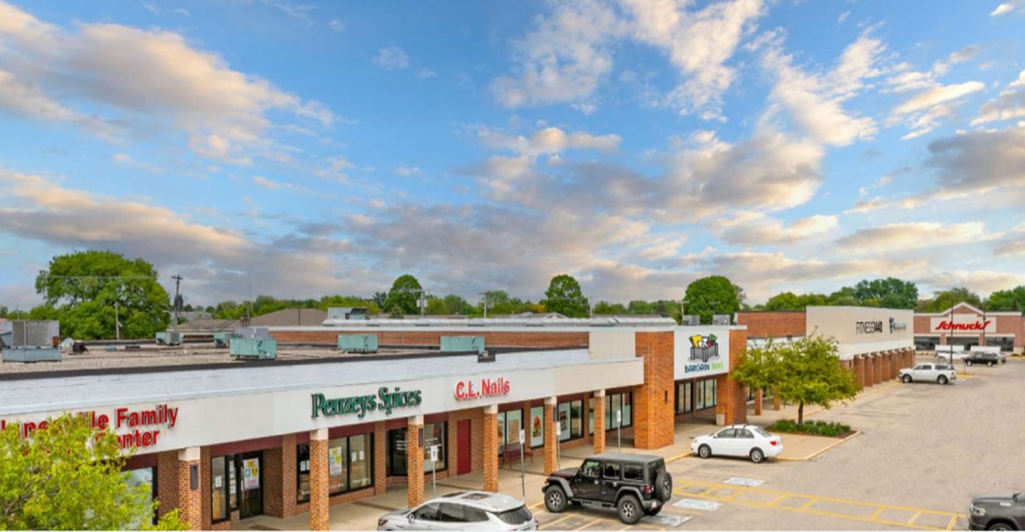Creston Park Exterior Pics 2.jpg