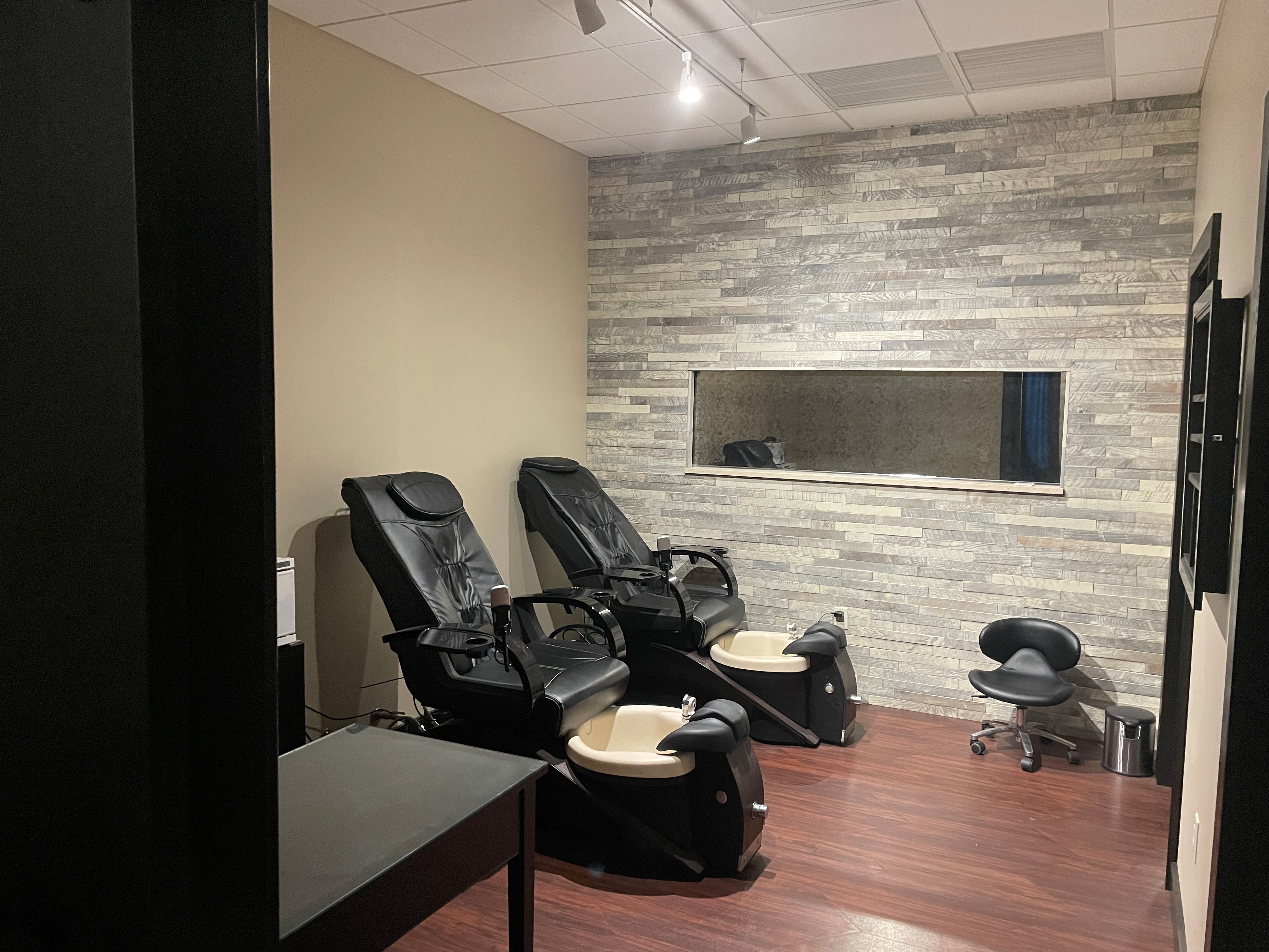 Pedicure Area.jpg