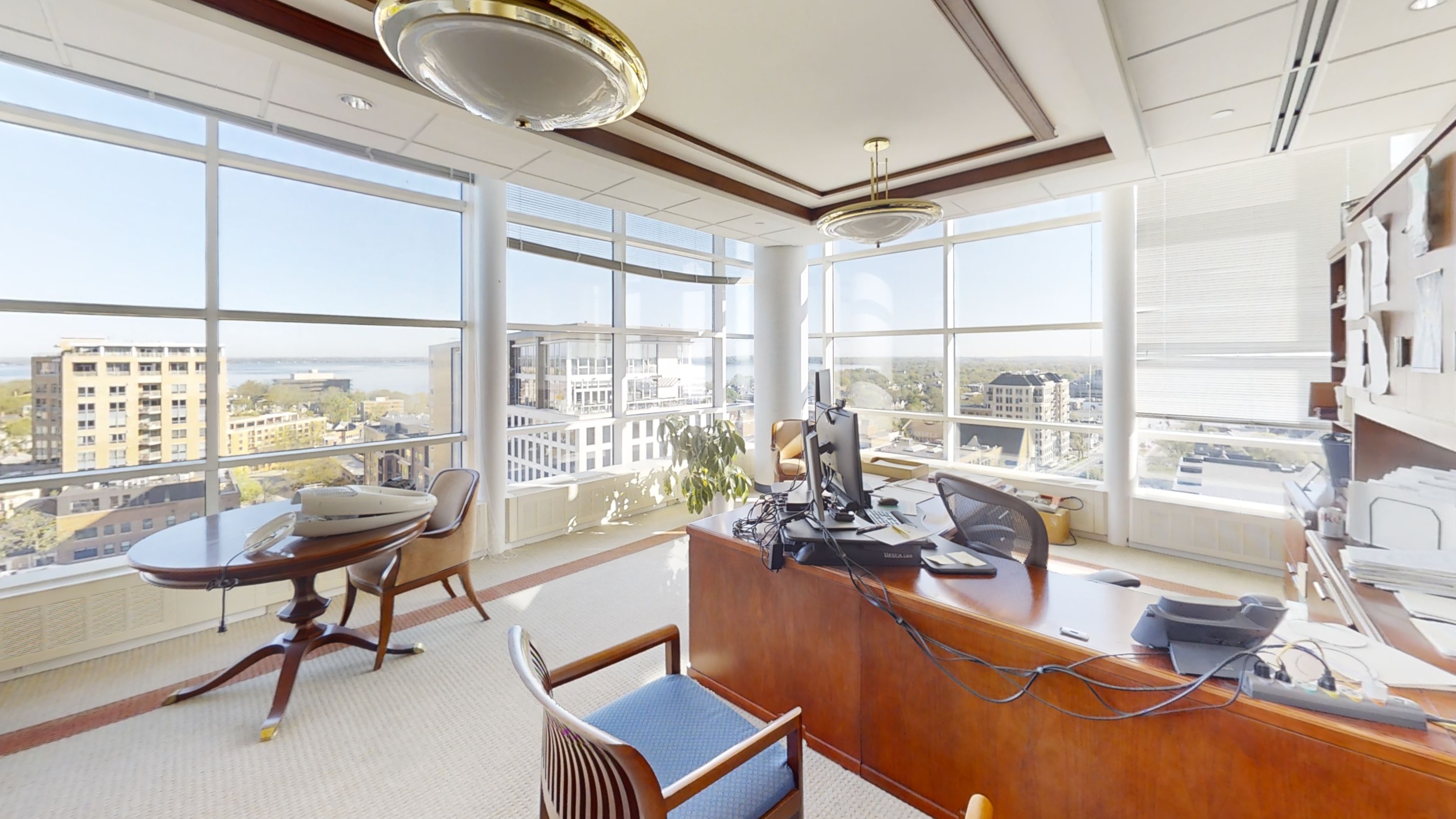 Office 2.jpg