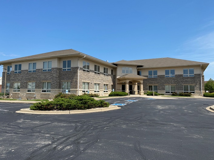 Executive Offices Entrance_small.JPG