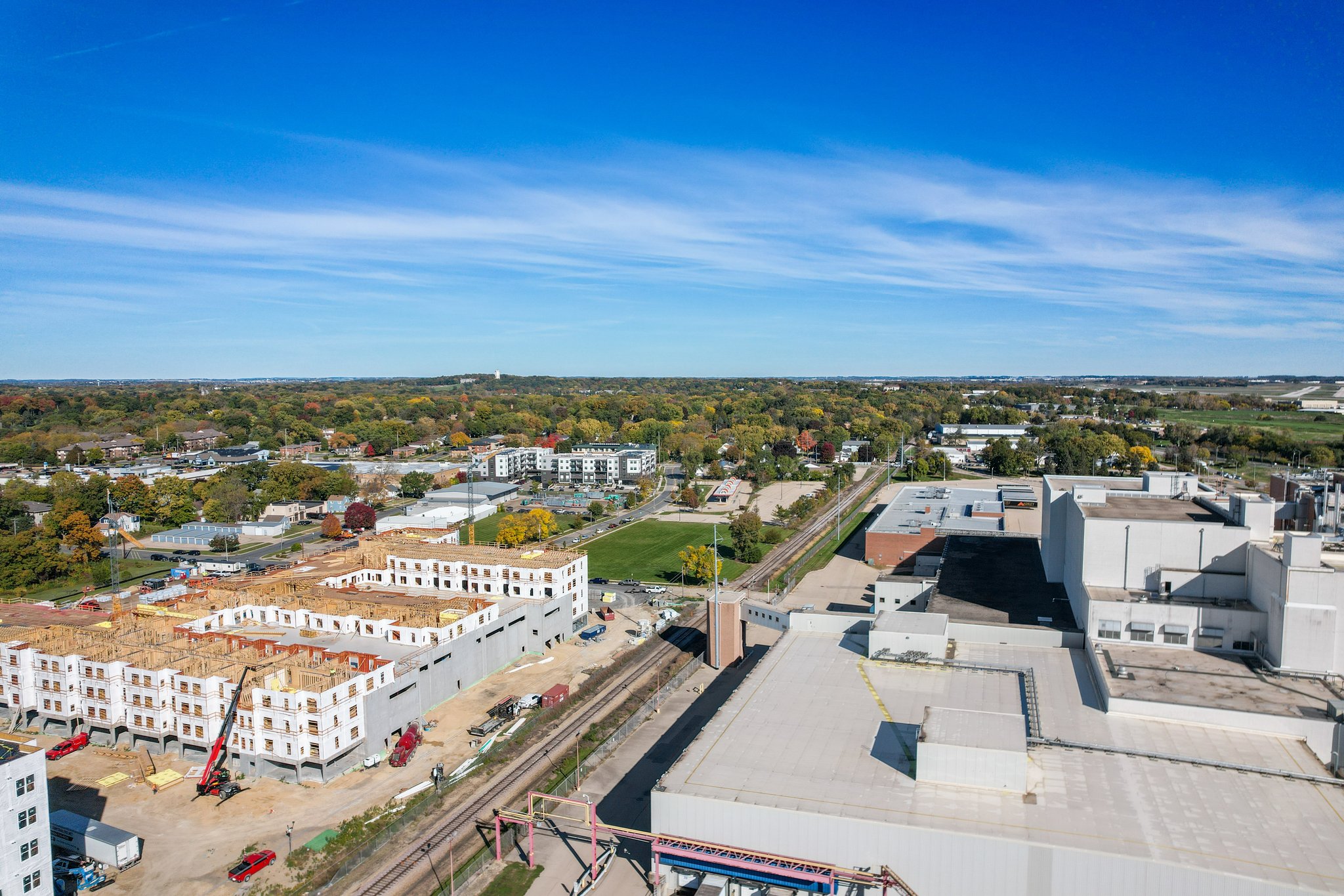 19-web-or-mls-2012-commercial-ave.jpg