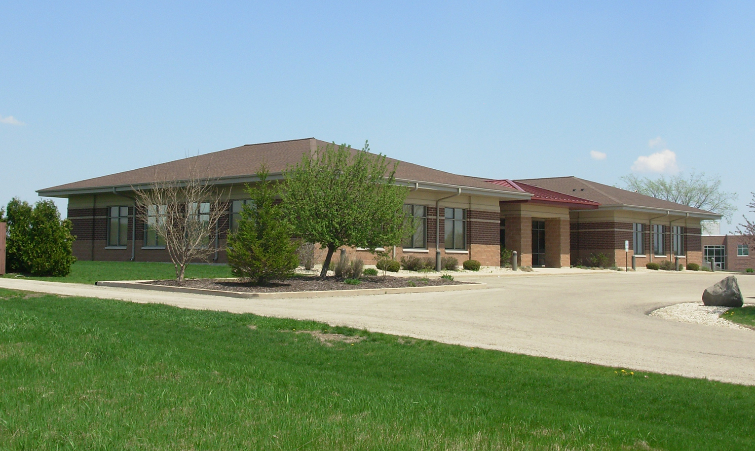 2848 Cottage Grove Road webpic 1.jpg
