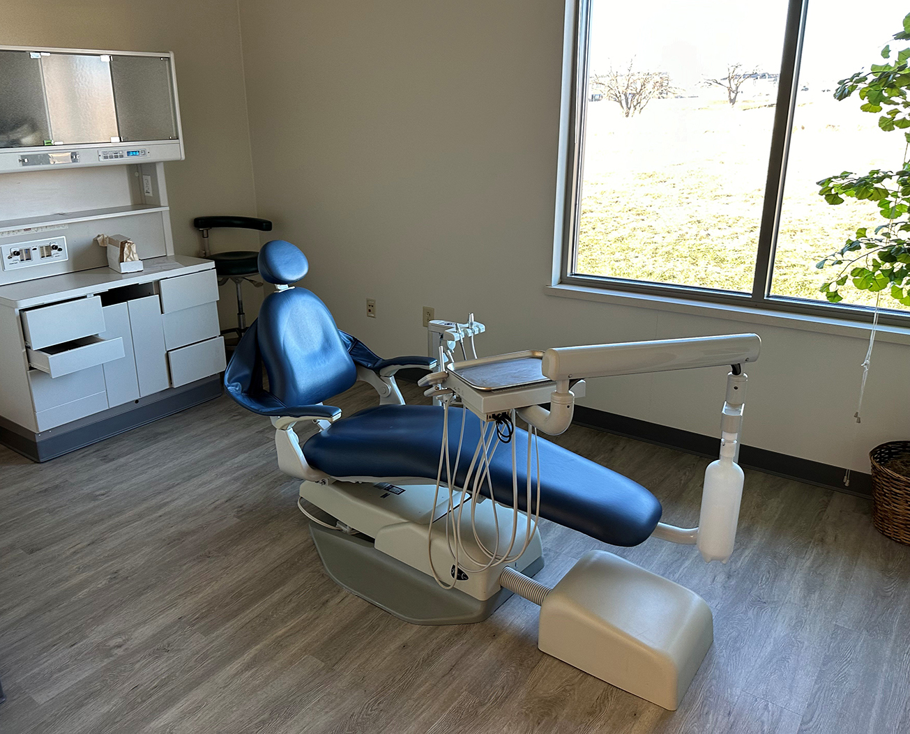 Dental Clinic Interior 10.jpg