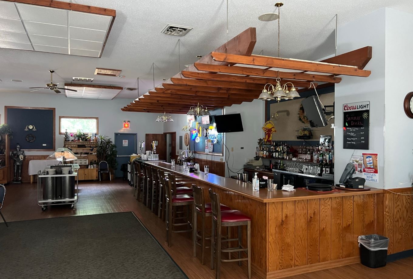 Bar 1.JPG