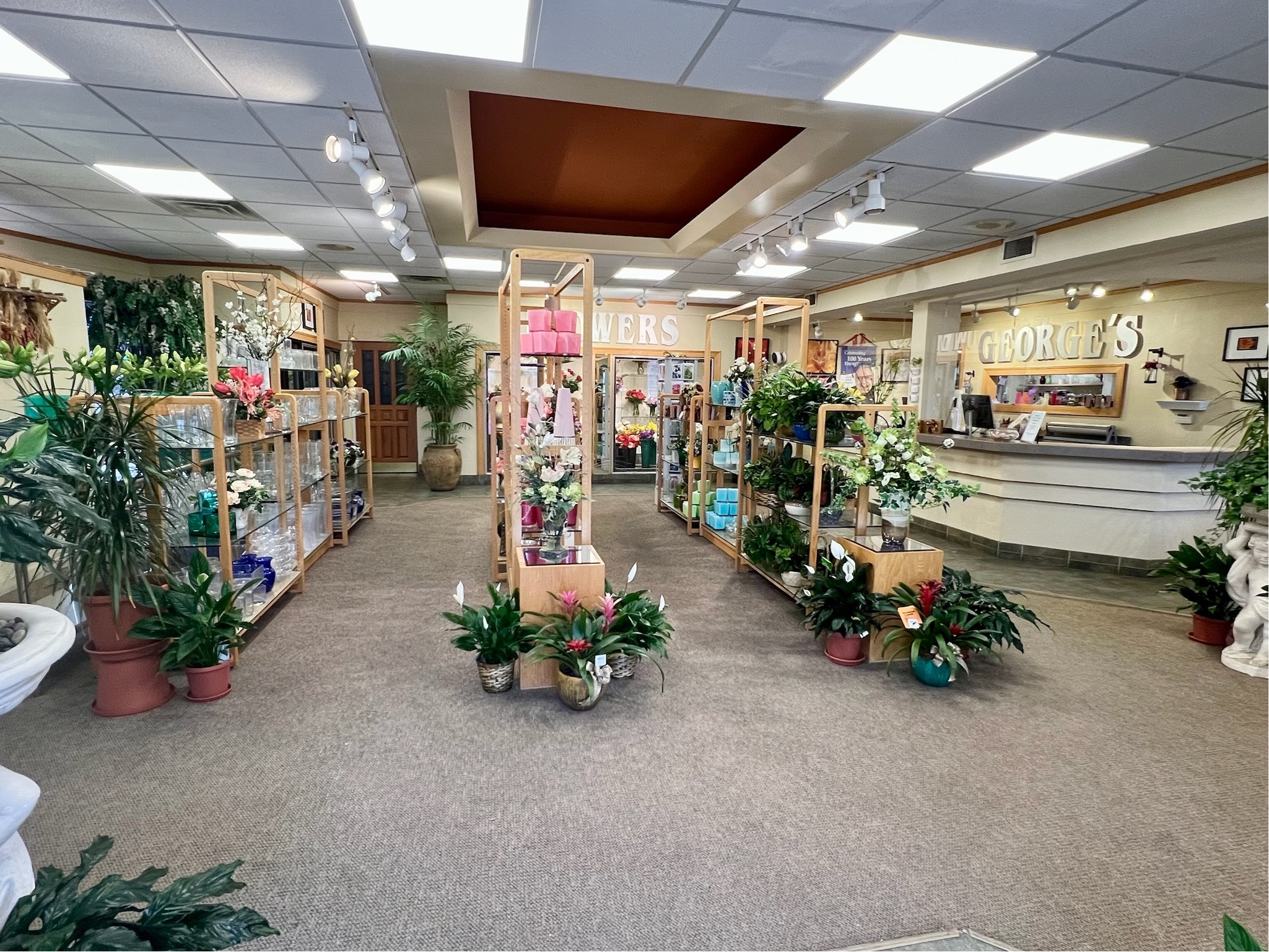 Showroom - Copy.jpg