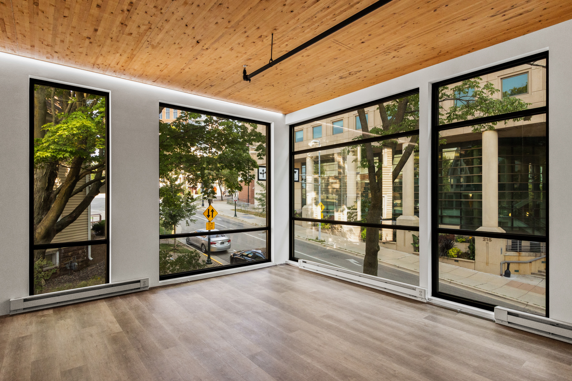 214 S Hamilton St-84.jpg