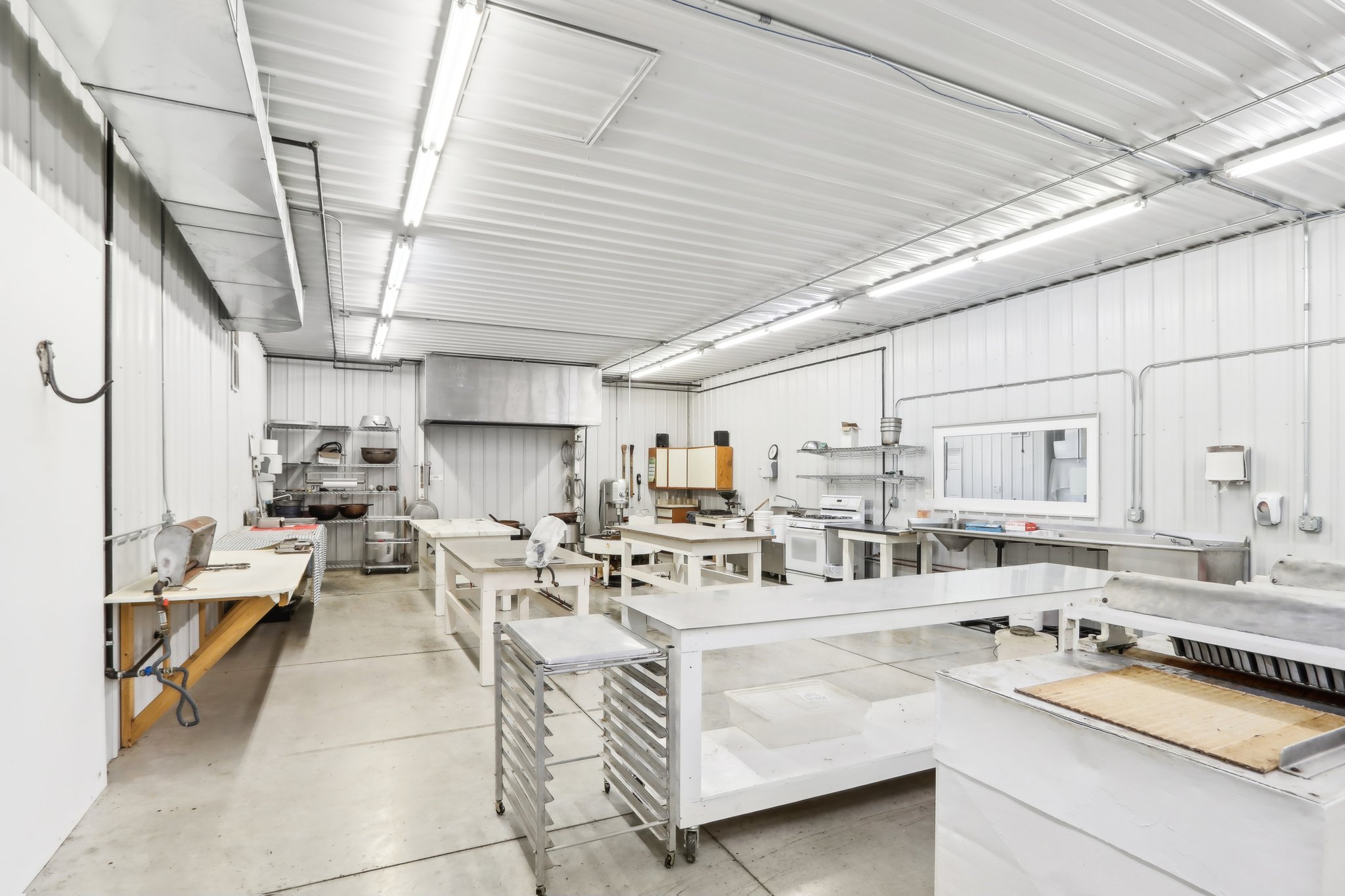 42-web-or-mls-Enterprise Dr-042.jpg