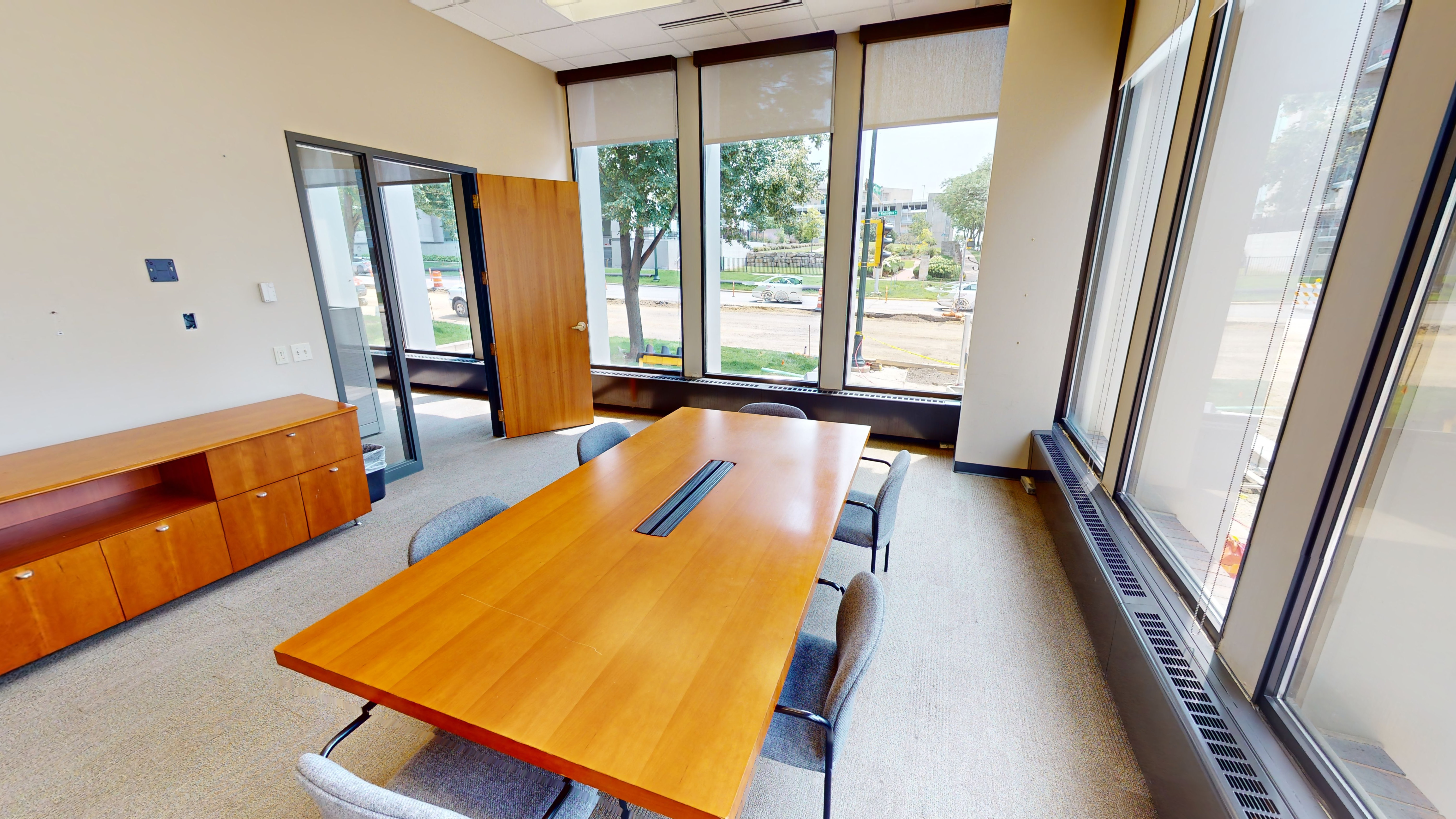 Suite 100 7.jpg