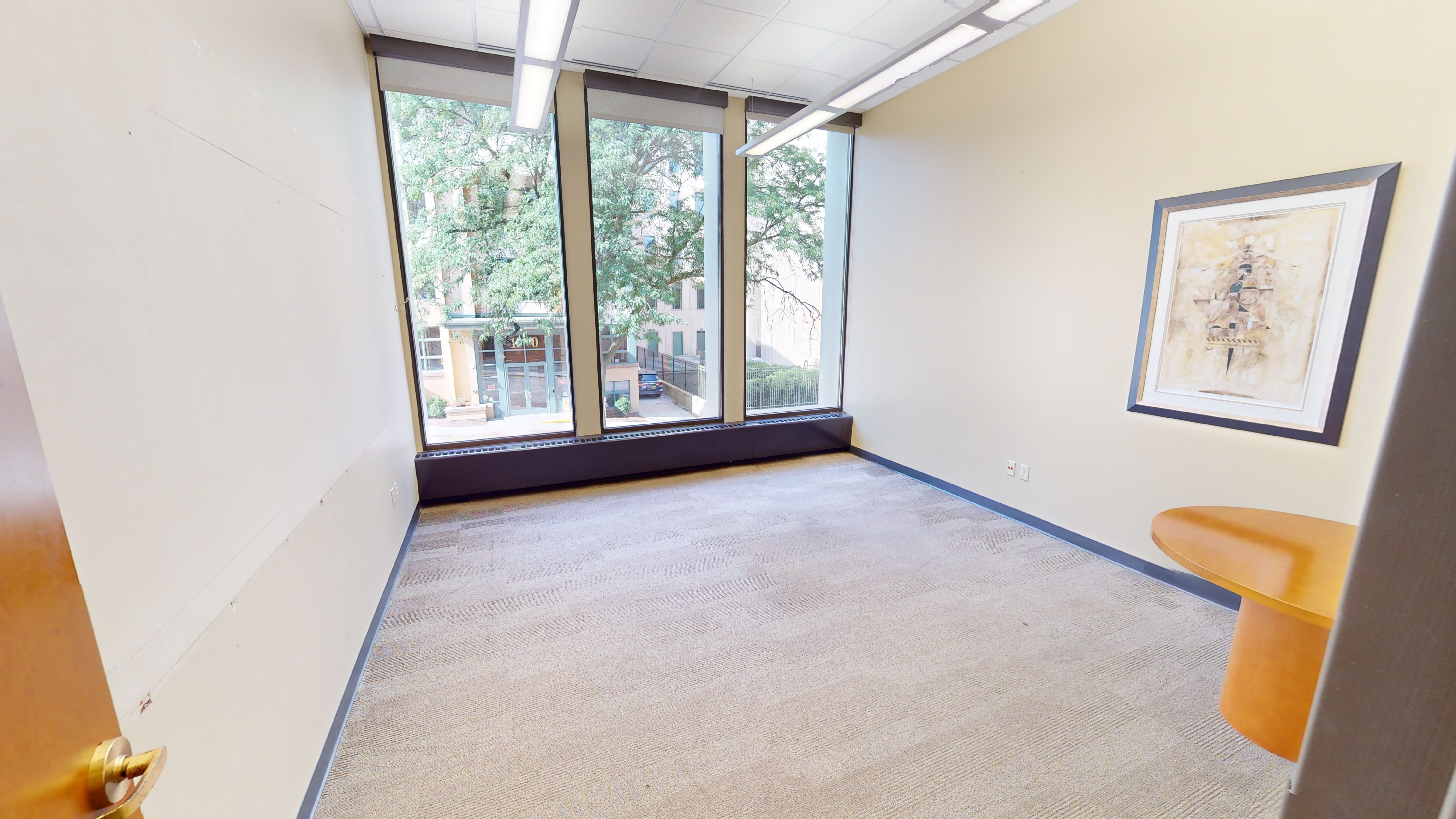Suite 100 26.jpg