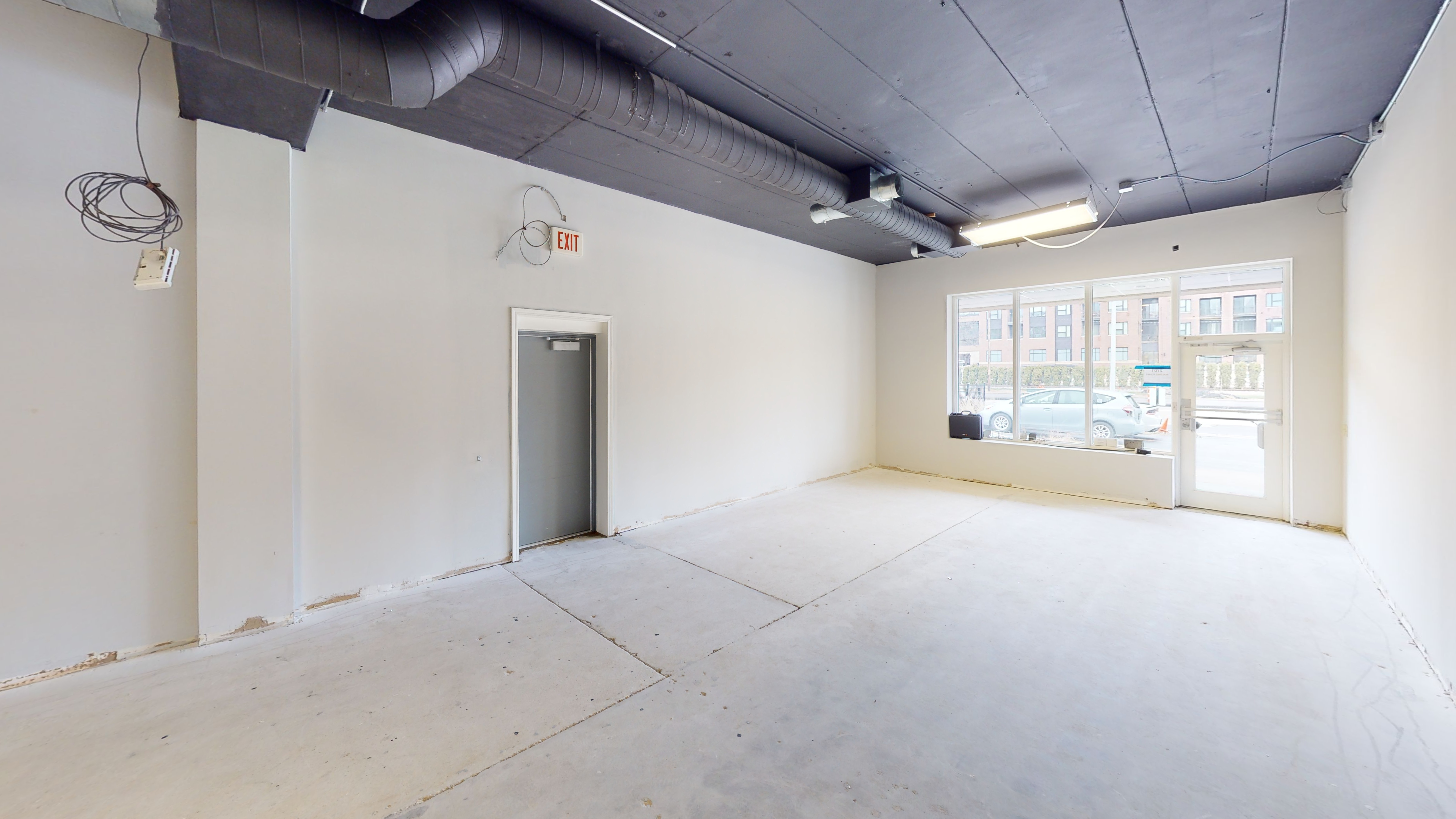 Full Space with Windows.jpg