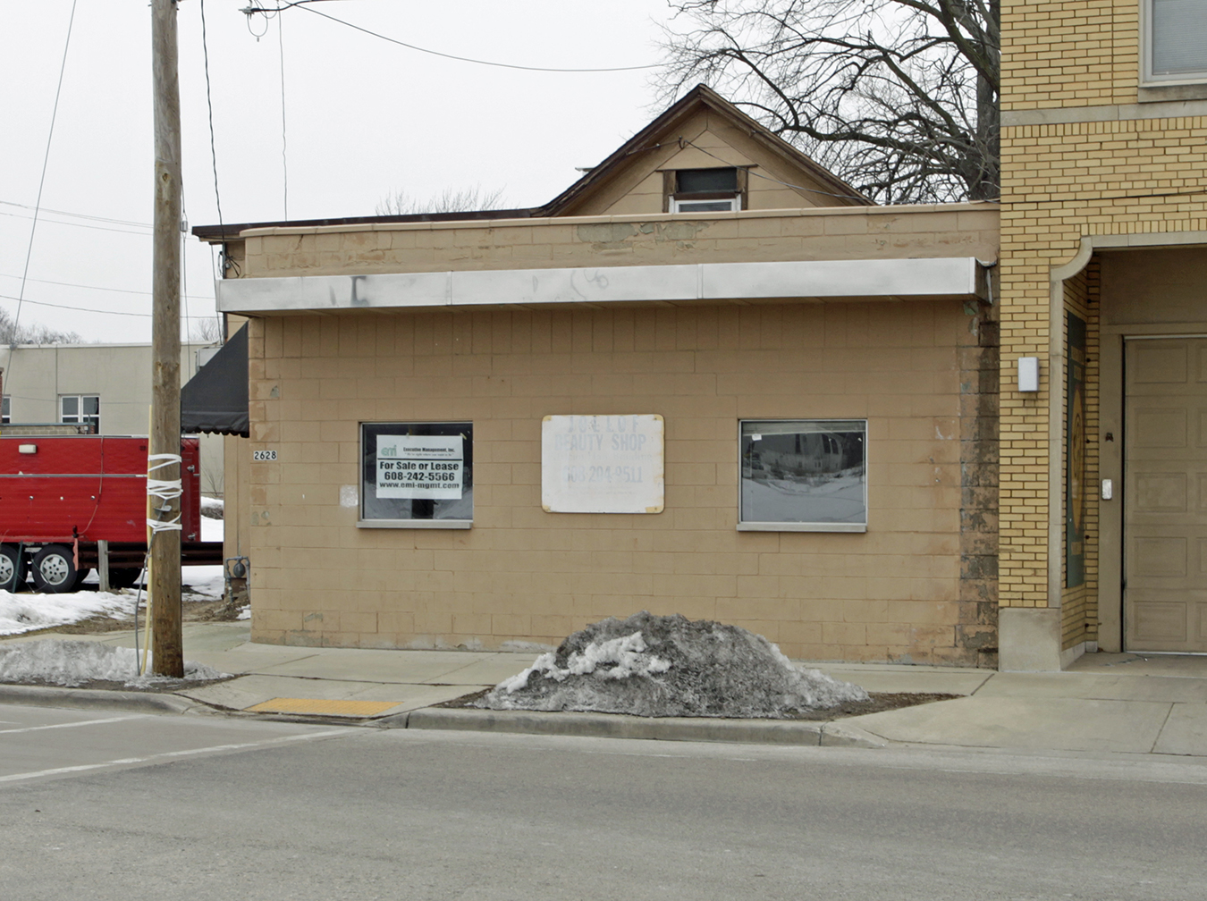 2628 Milwaukee Street Main Pic 2.jpg