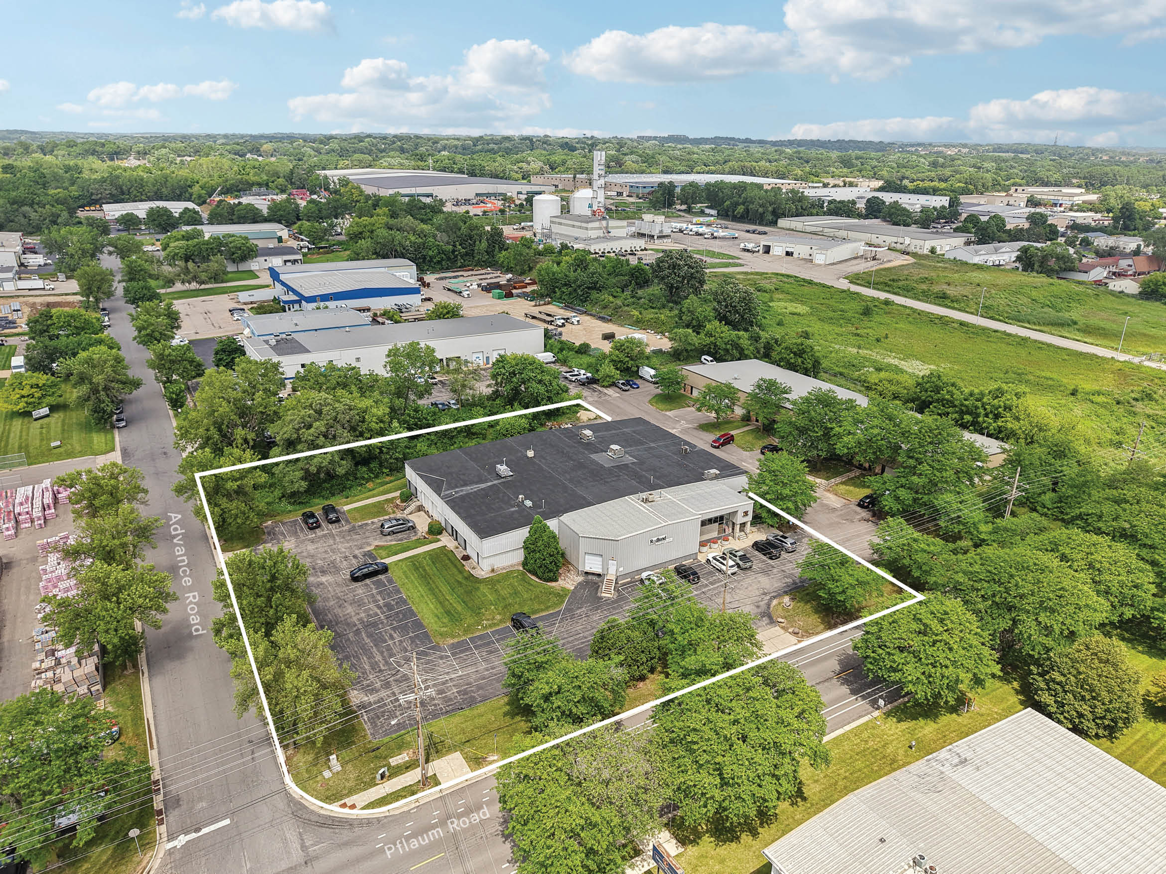 4704 Pflaum Road - Aerial Property Lines.jpg