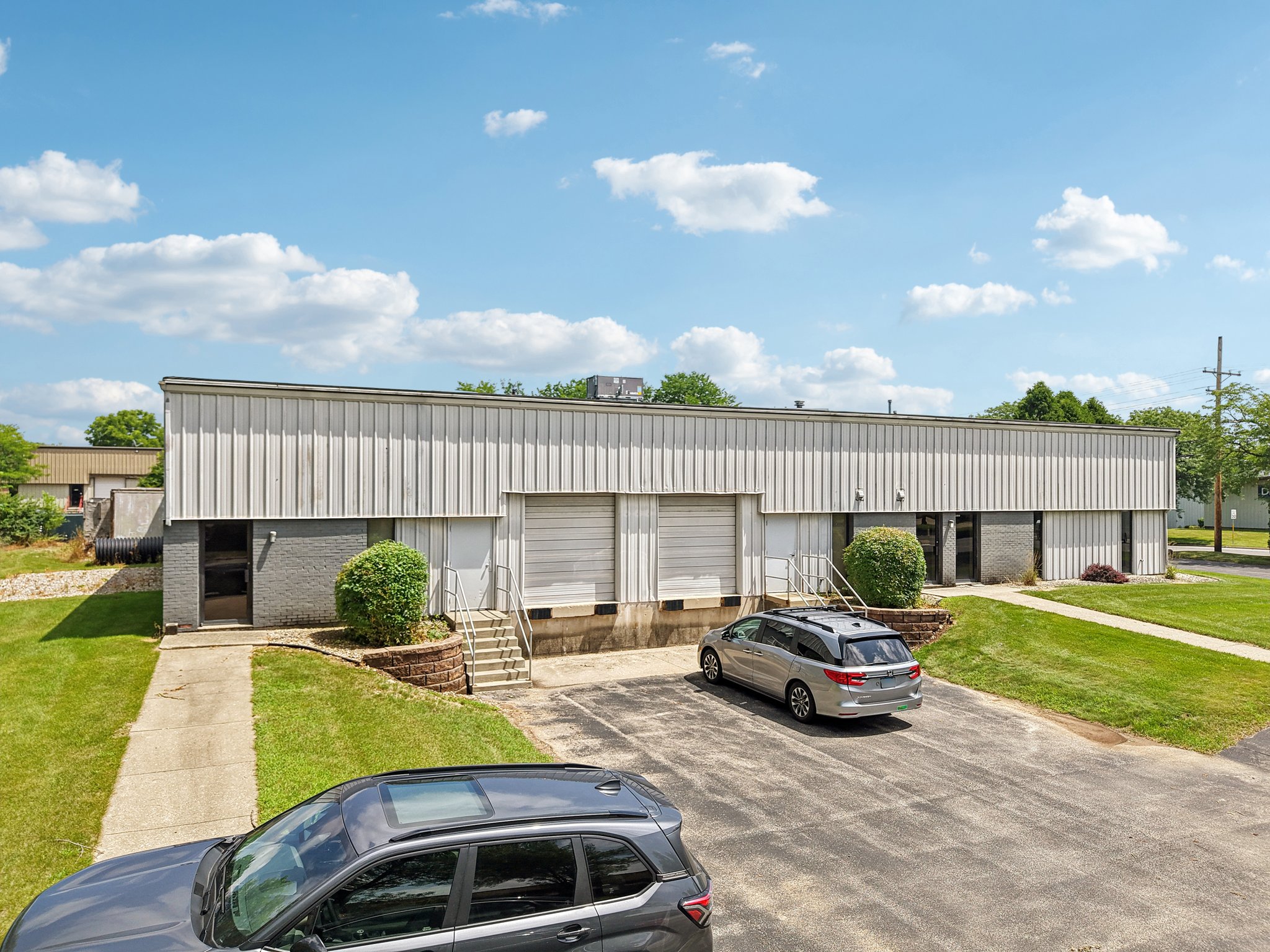 4704 Pflaum Road - Loading Docks 2.jpg