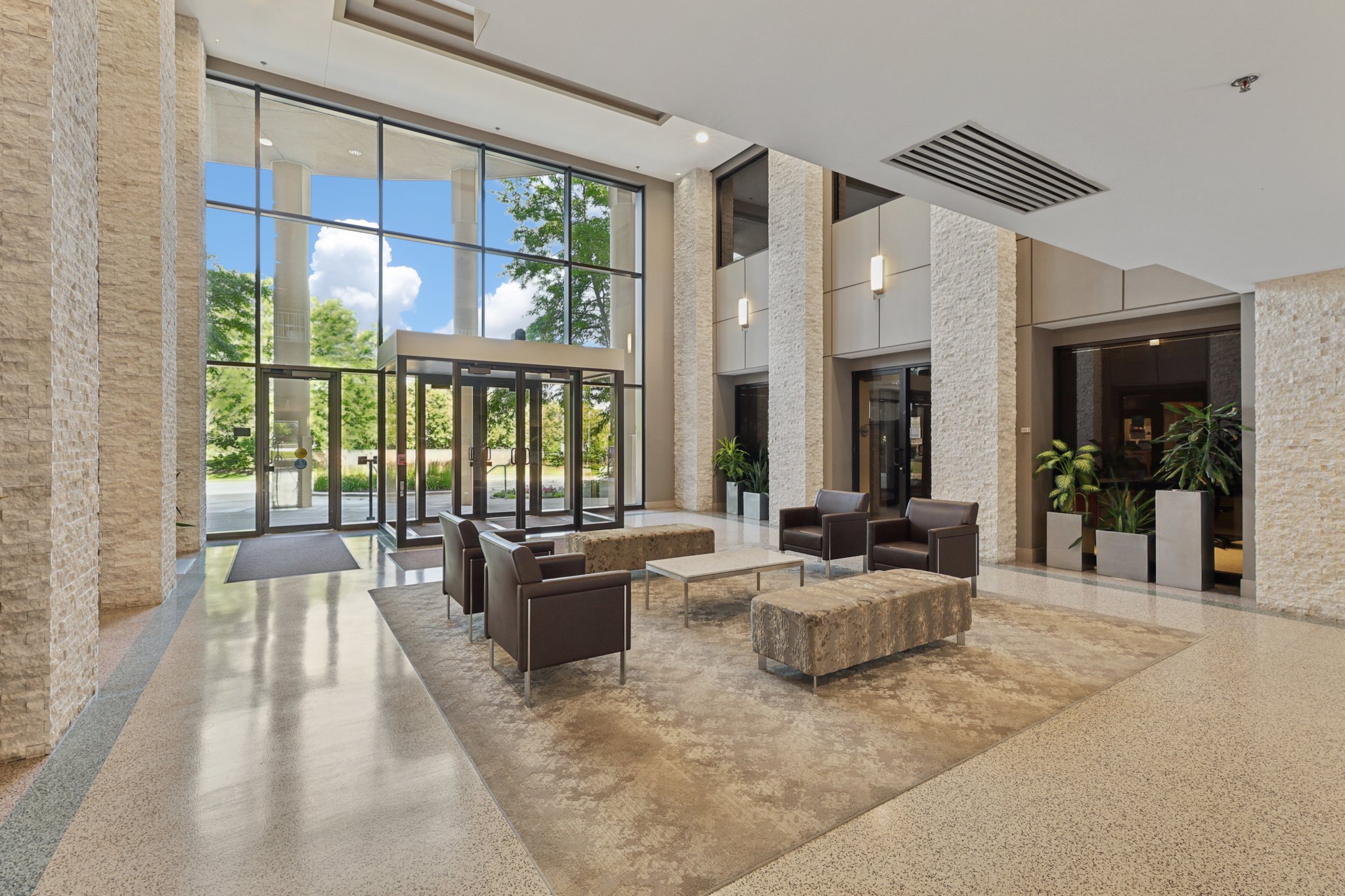 lobby 4.jpg