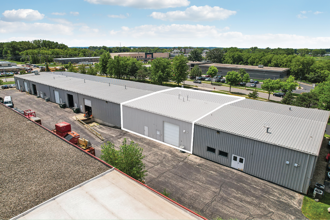 21 Marsh Ct - Drive in Door.png