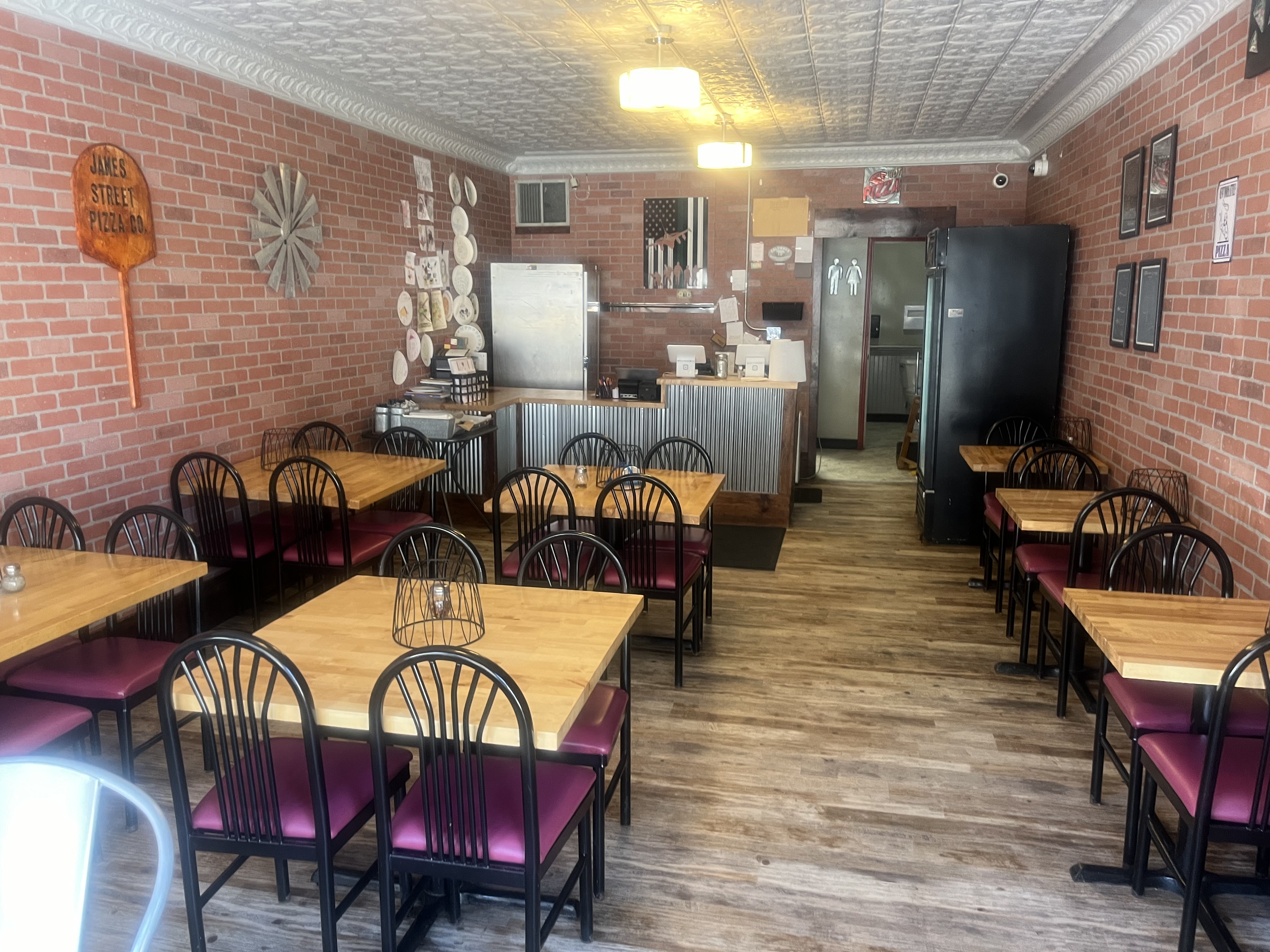 JSPdiningroom.jpg