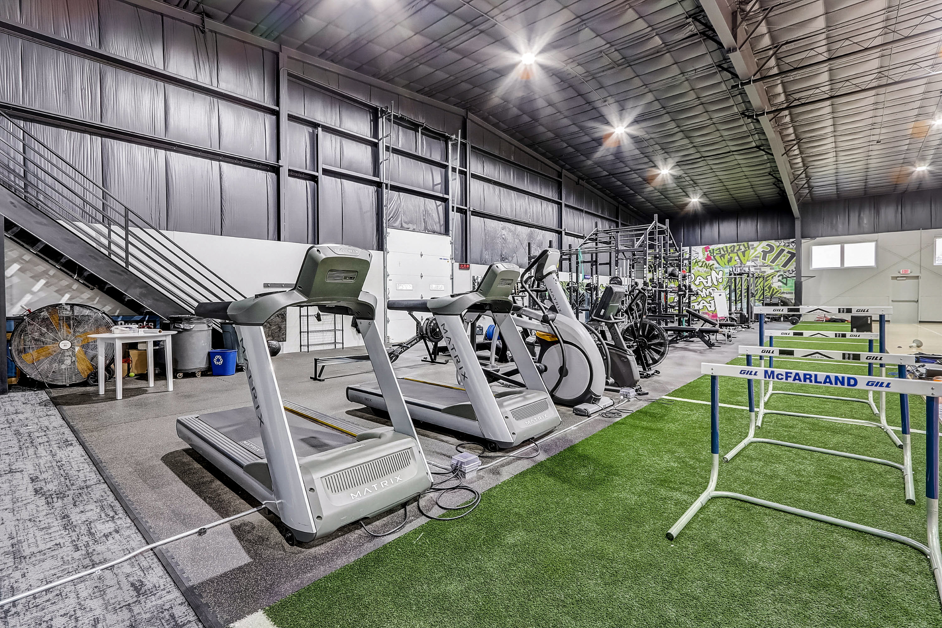 20-Blazing Star Dr-020.jpg