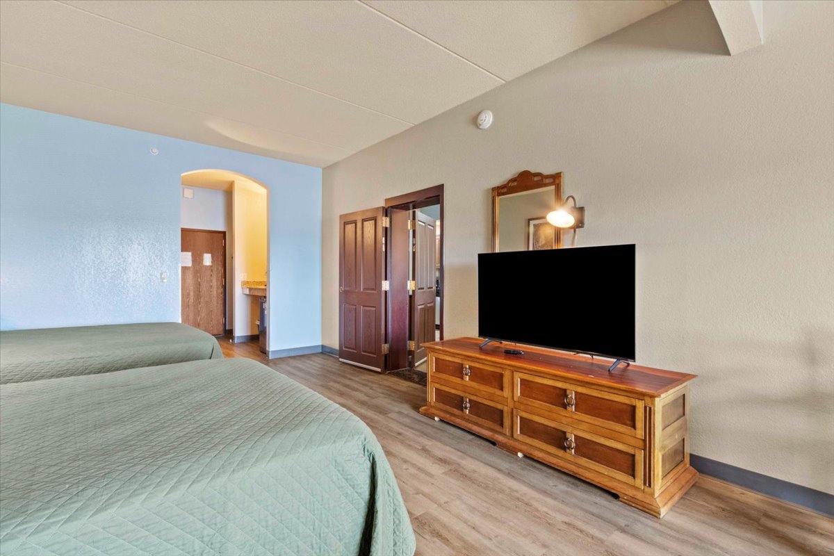 33-2411 River Rd Unit 2344-234_4370.jpg