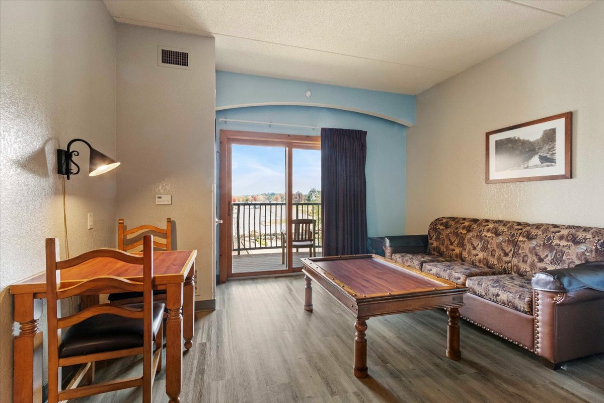 34-2411 River Rd Unit 2344-234_4373.jpg