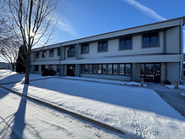 Greenway 1402 Exterior 2.JPG