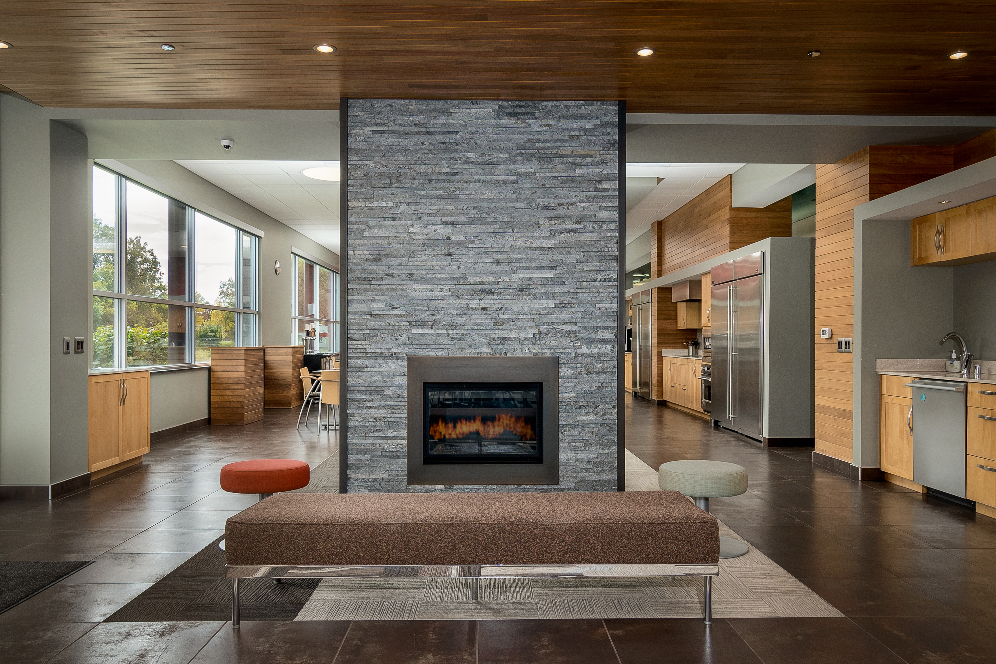 8310 Excelsior Dr-4.jpg