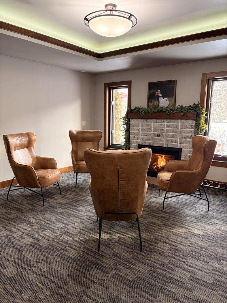 07fireplace and seating1.jpg