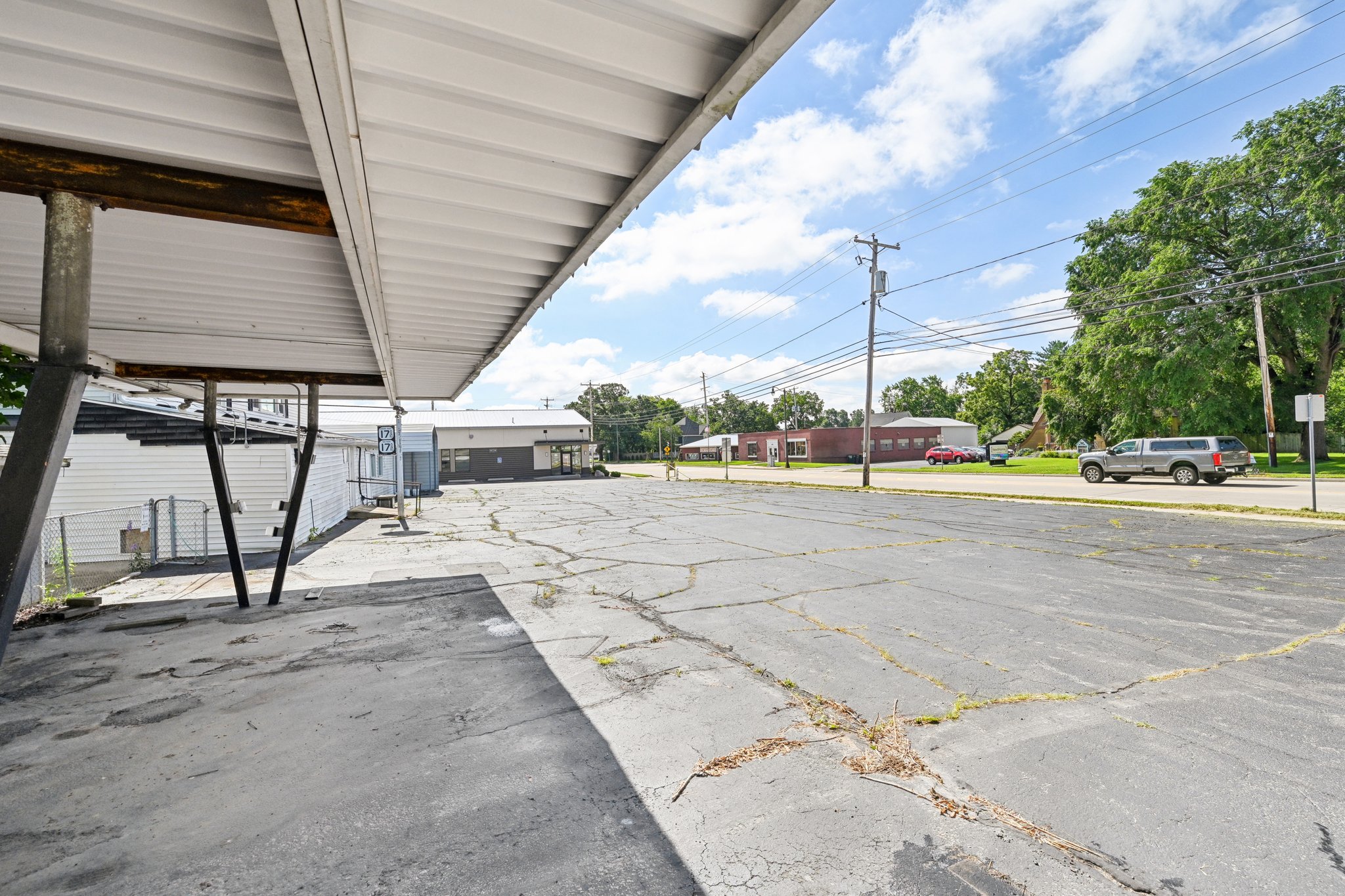 6-web-or-mls-Madison Ave-006.jpg