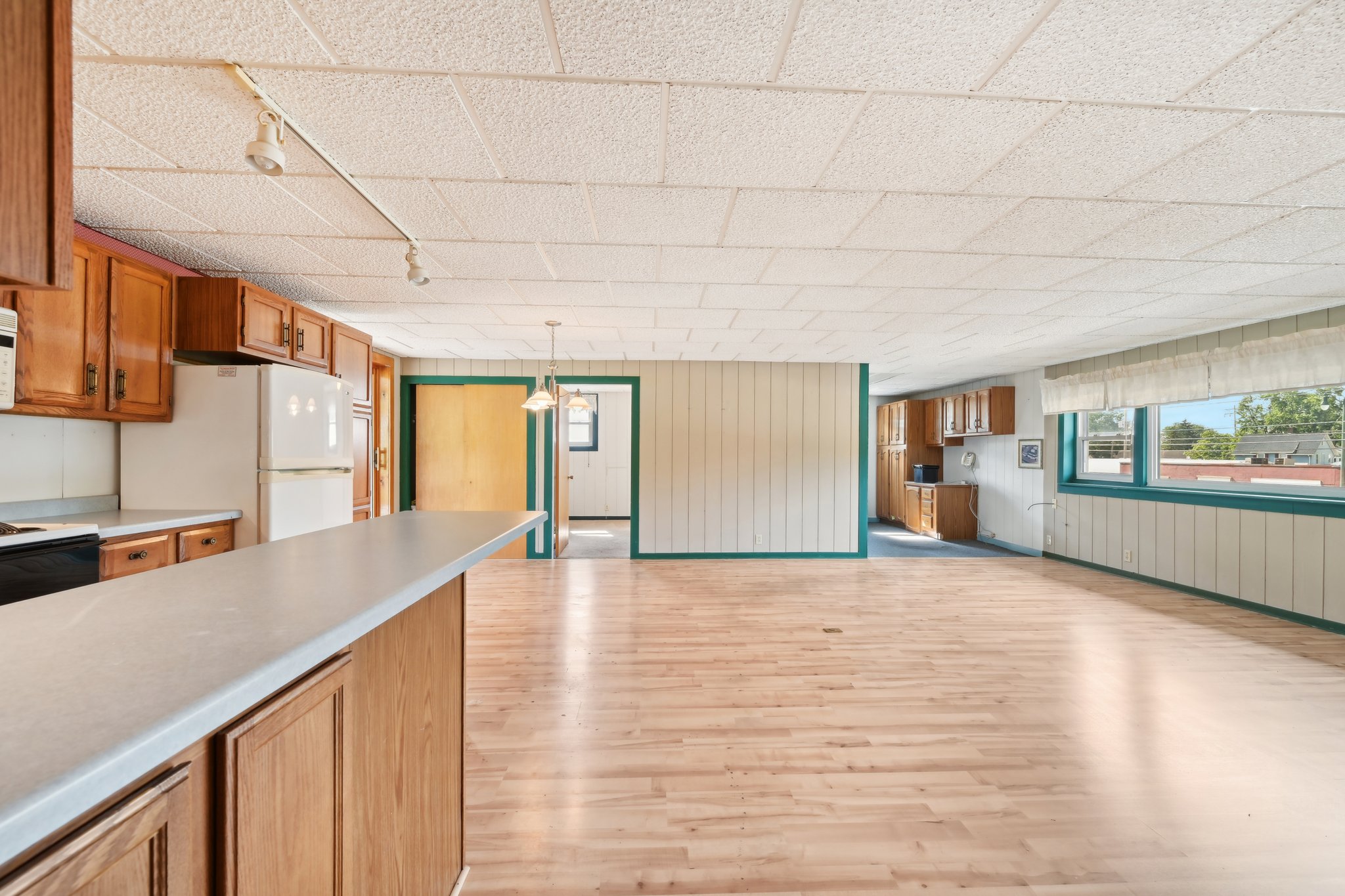 14-web-or-mls-Madison Ave-014.jpg