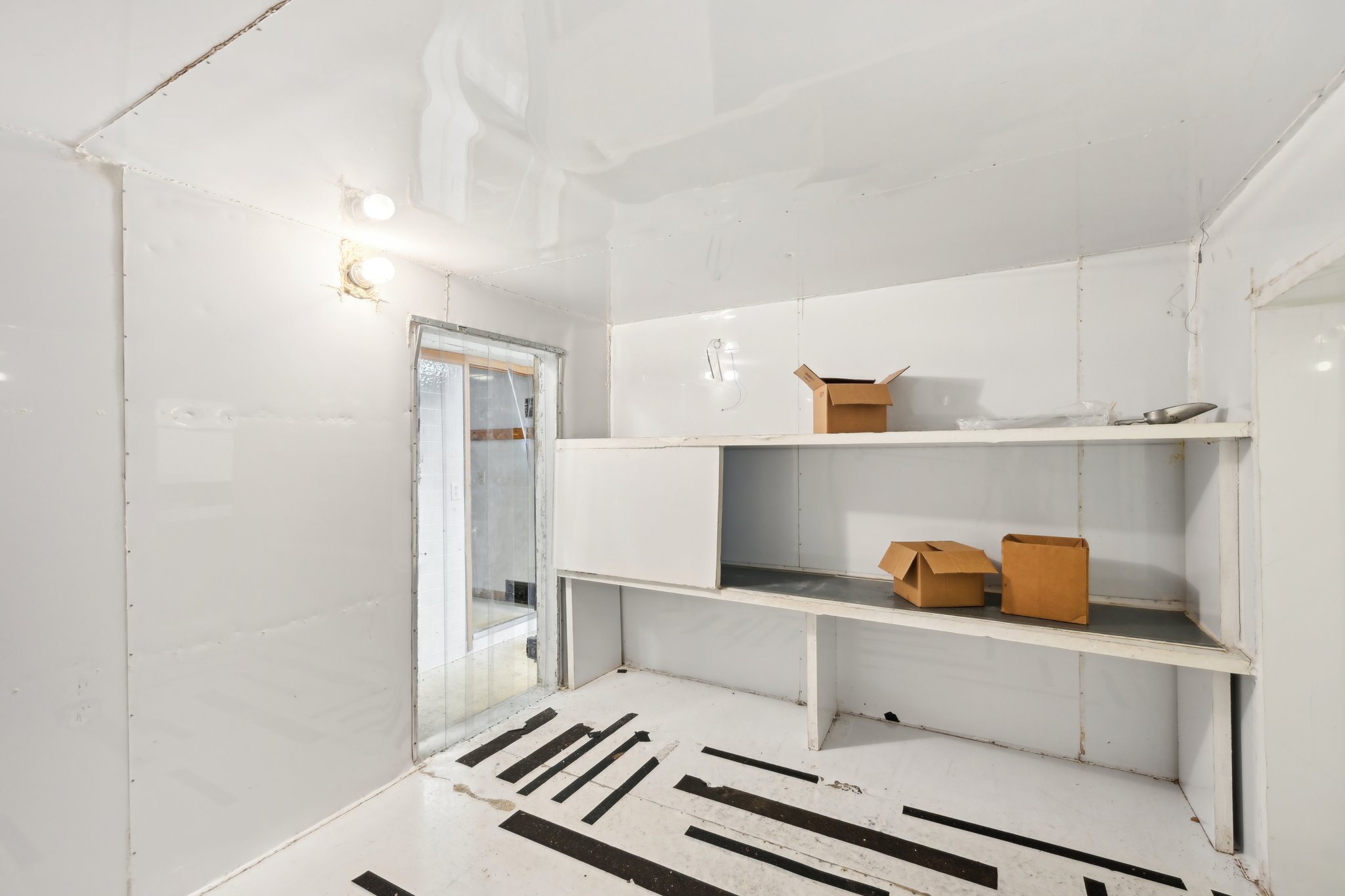 37-web-or-mls-Madison Ave-037.jpg