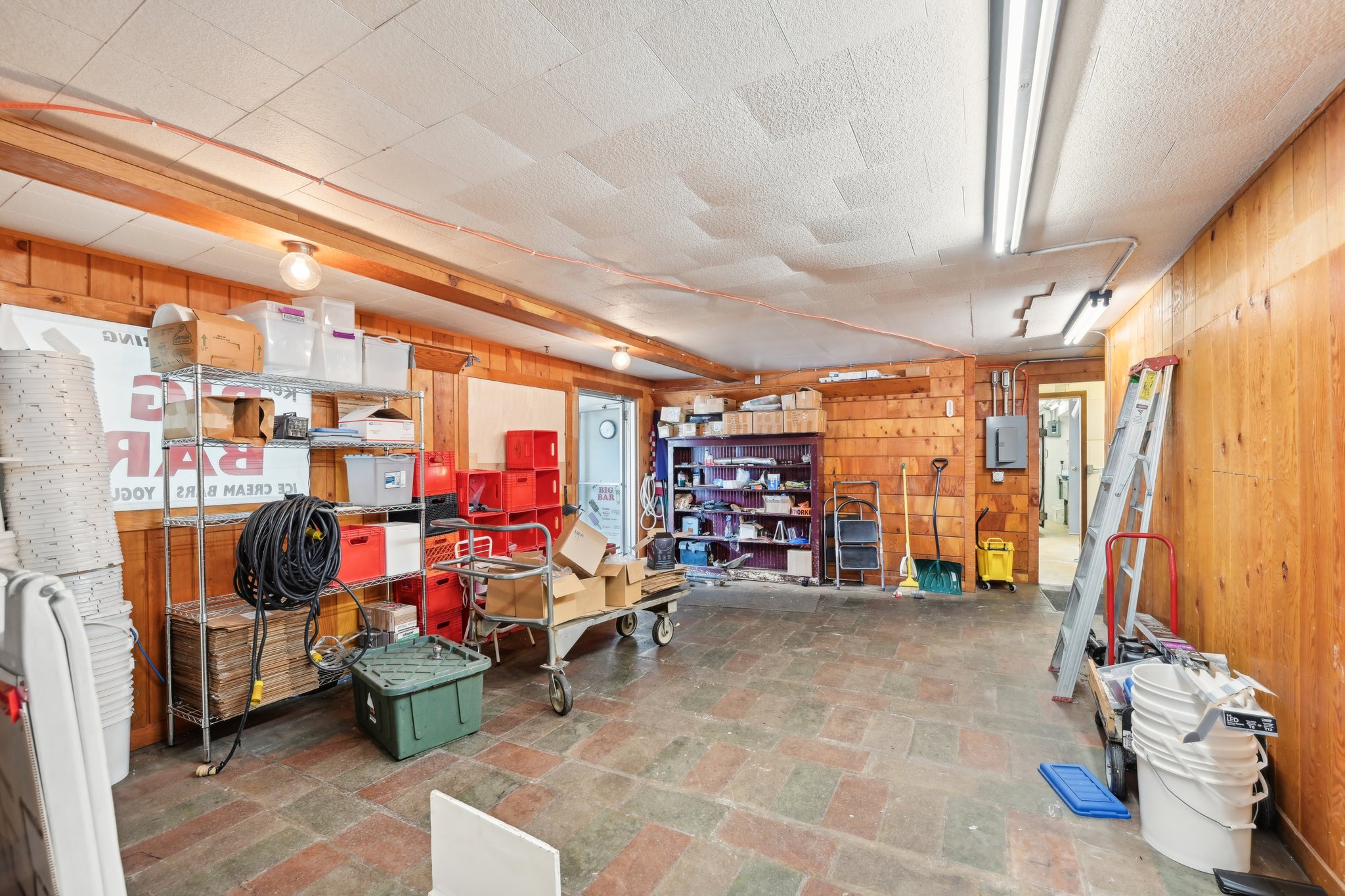 57-web-or-mls-Madison Ave-057.jpg