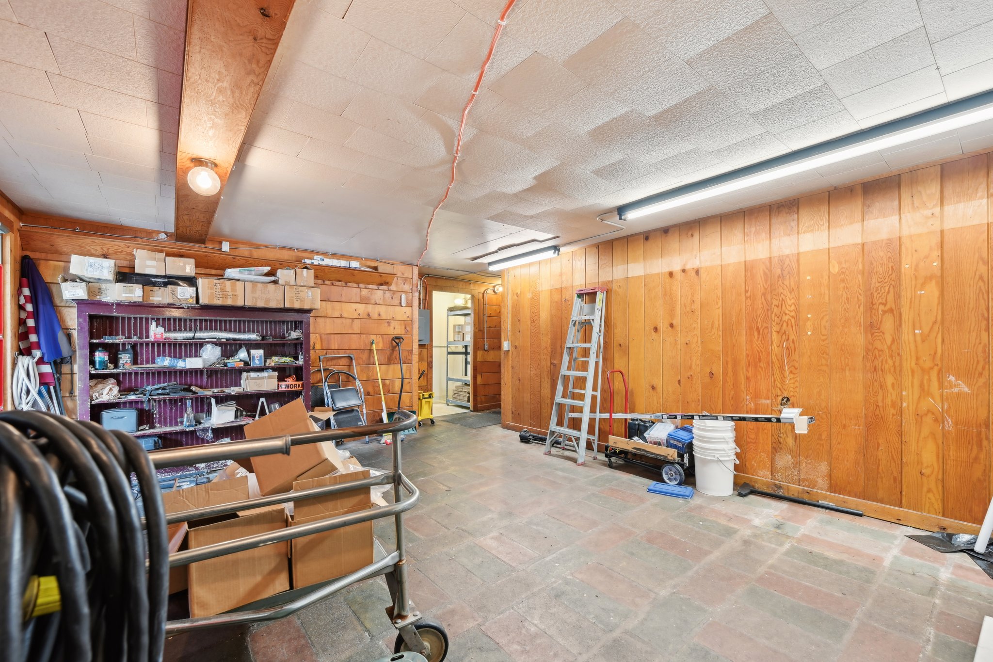 59-web-or-mls-Madison Ave-059.jpg