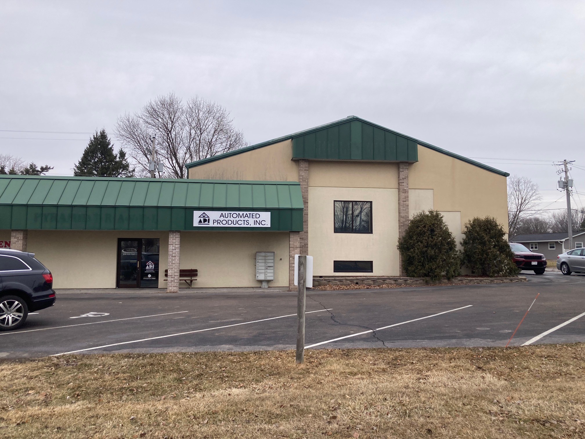 600 W Verona Ave - Pic 1.jpg