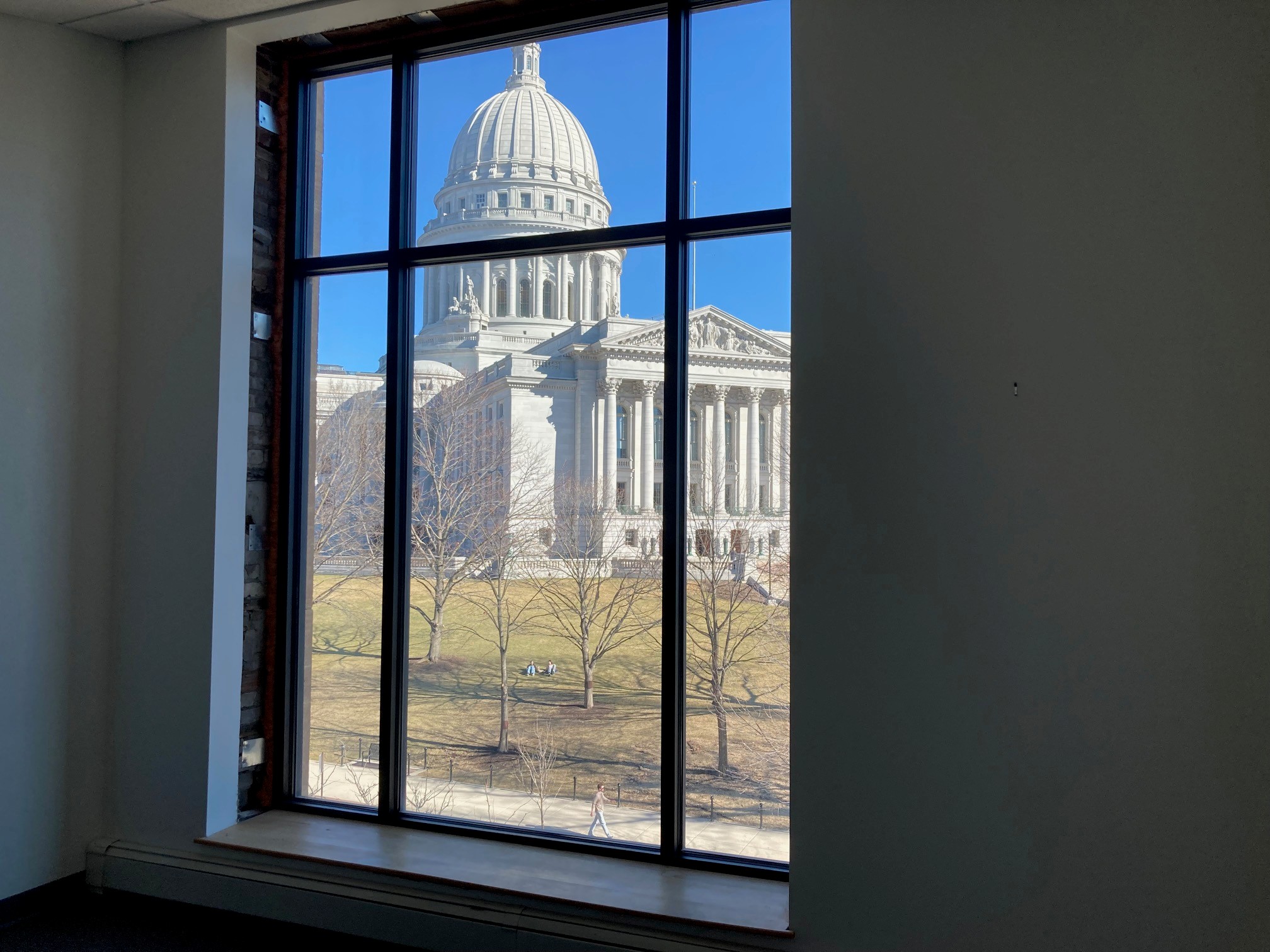 12 W. Mifflin - Pic 8.jpg