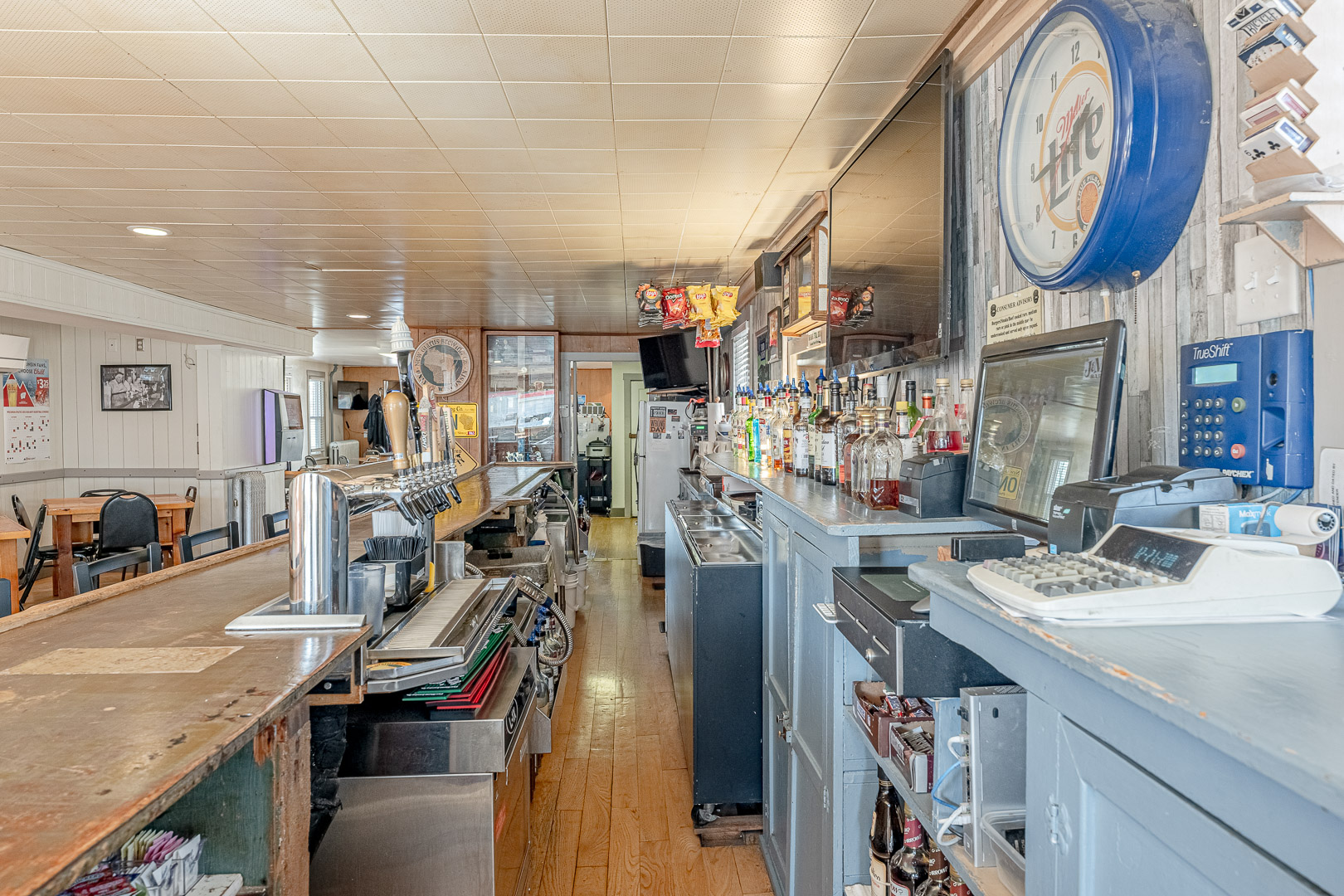 127 W Main St-24.jpg