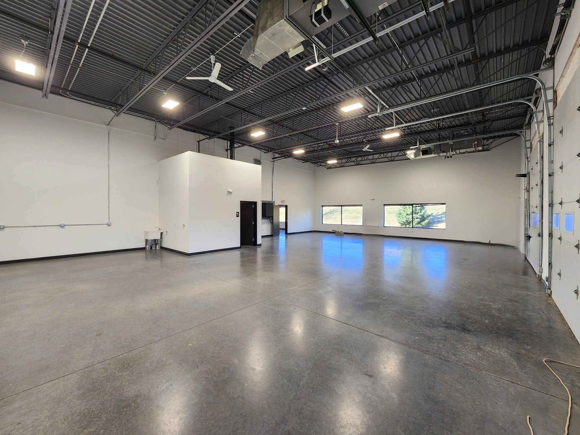 Warehouse pics.jpg