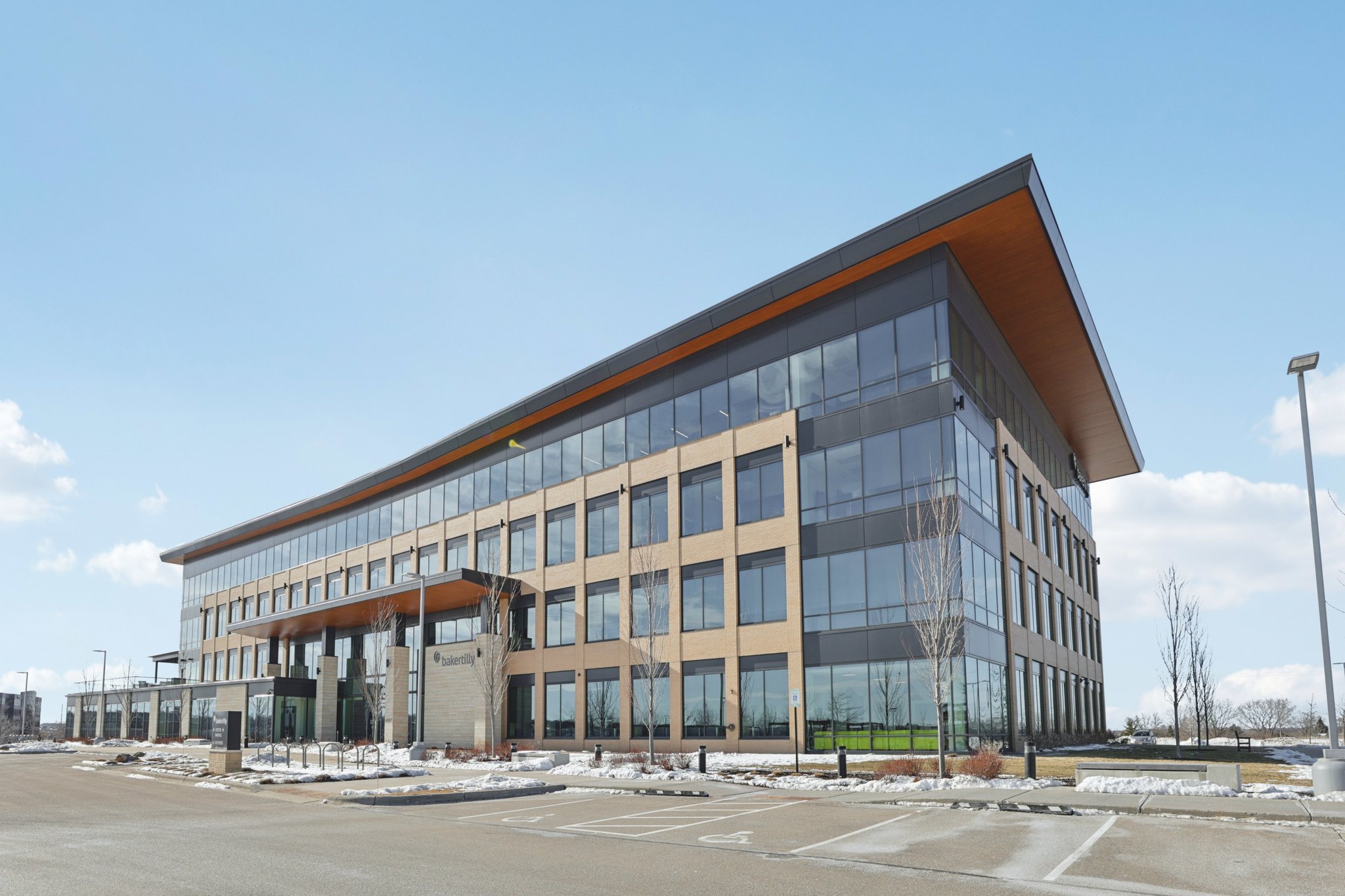 Innovate Ln-Exterior 1.jpg