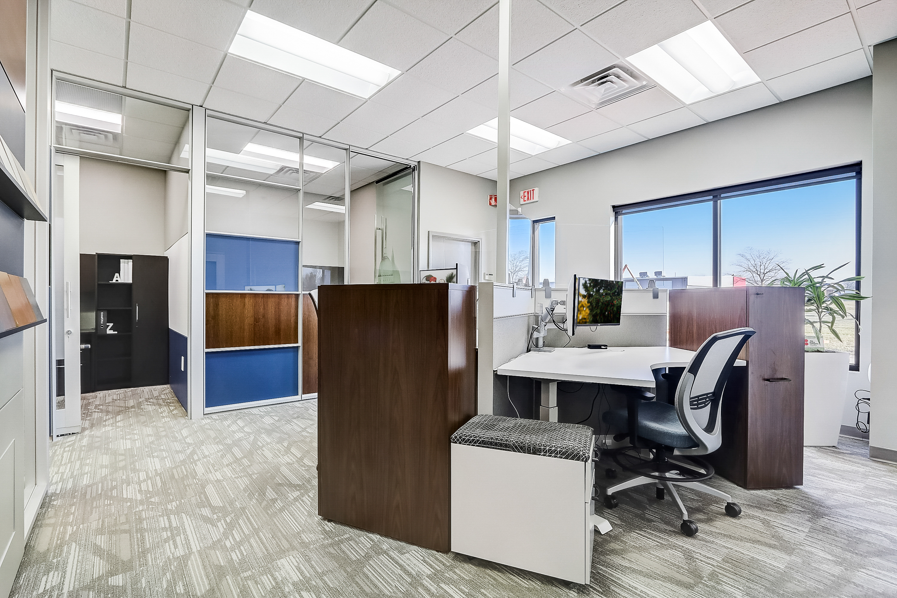 Designer Offices and Workstations.jpg