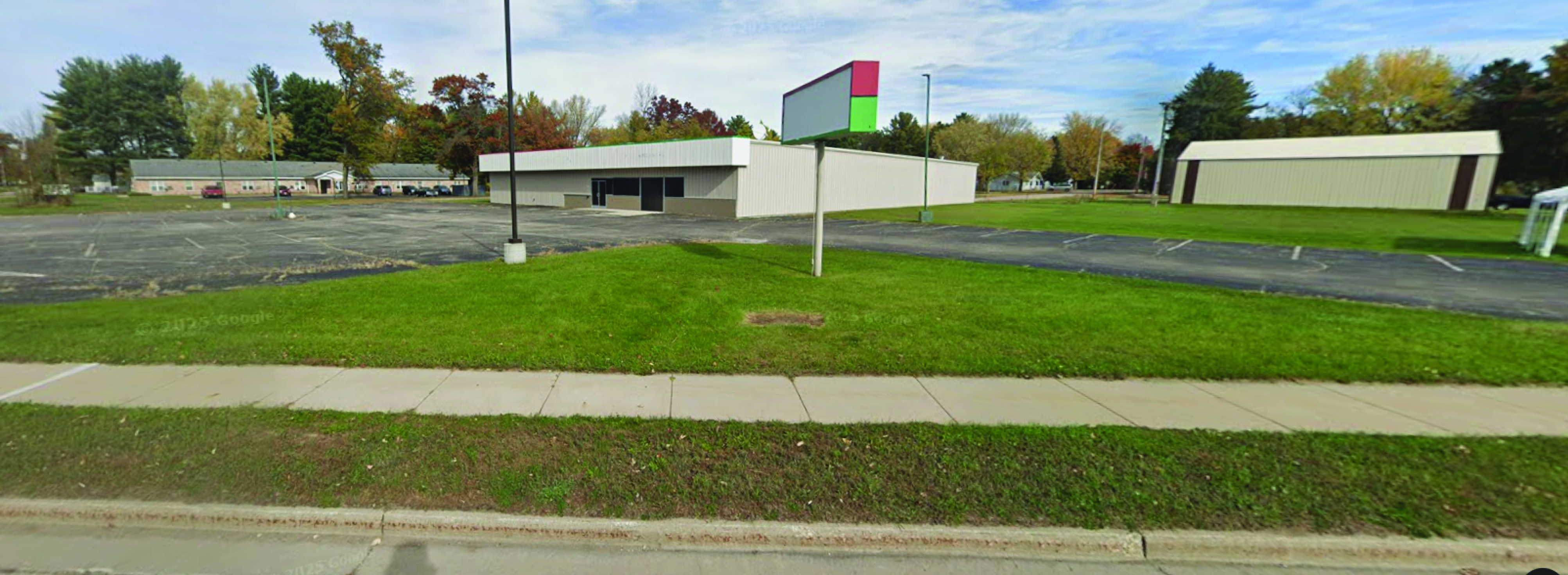 Redgranite 275 Laing St PIC.jpg