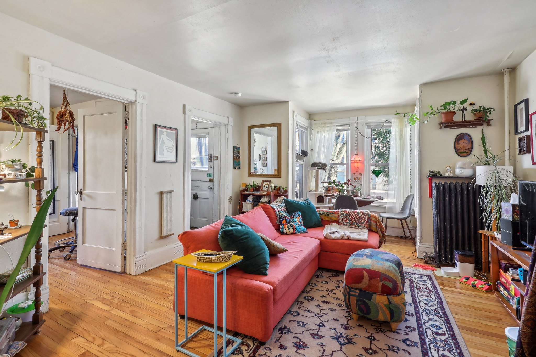 7-web-or-mls-E Johnson St-007.jpg