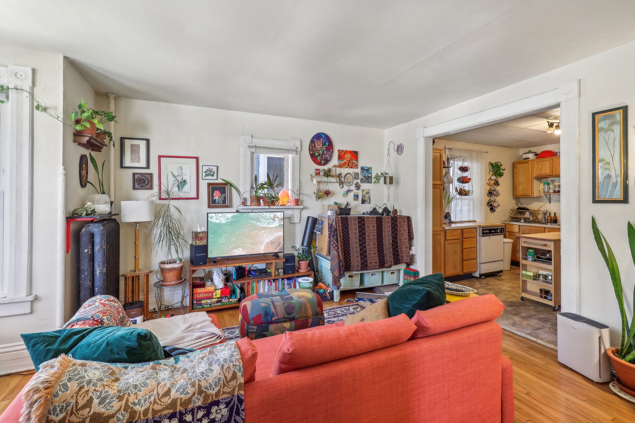 9-web-or-mls-E Johnson St-009.jpg