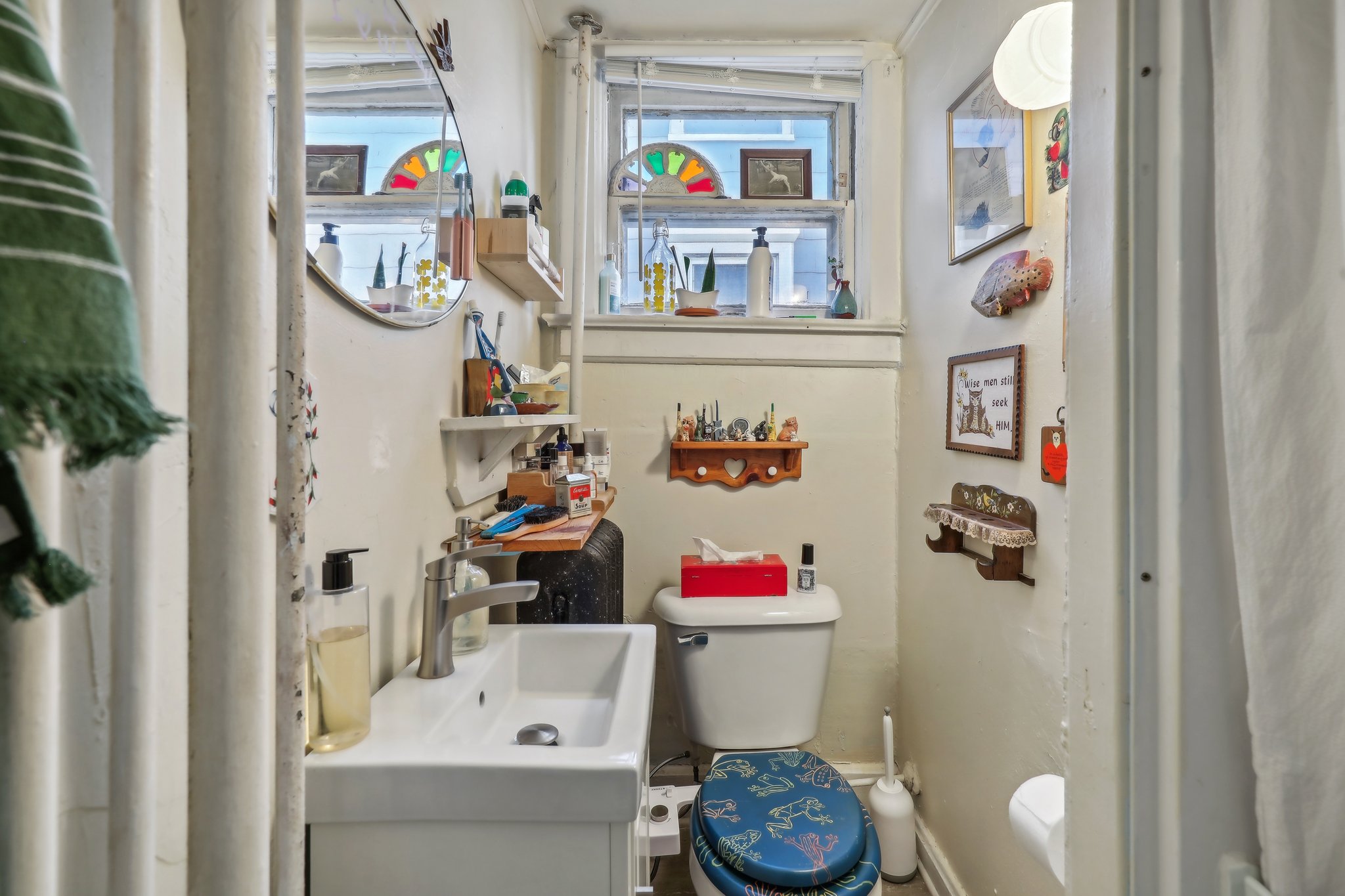 15-web-or-mls-E Johnson St-015.jpg