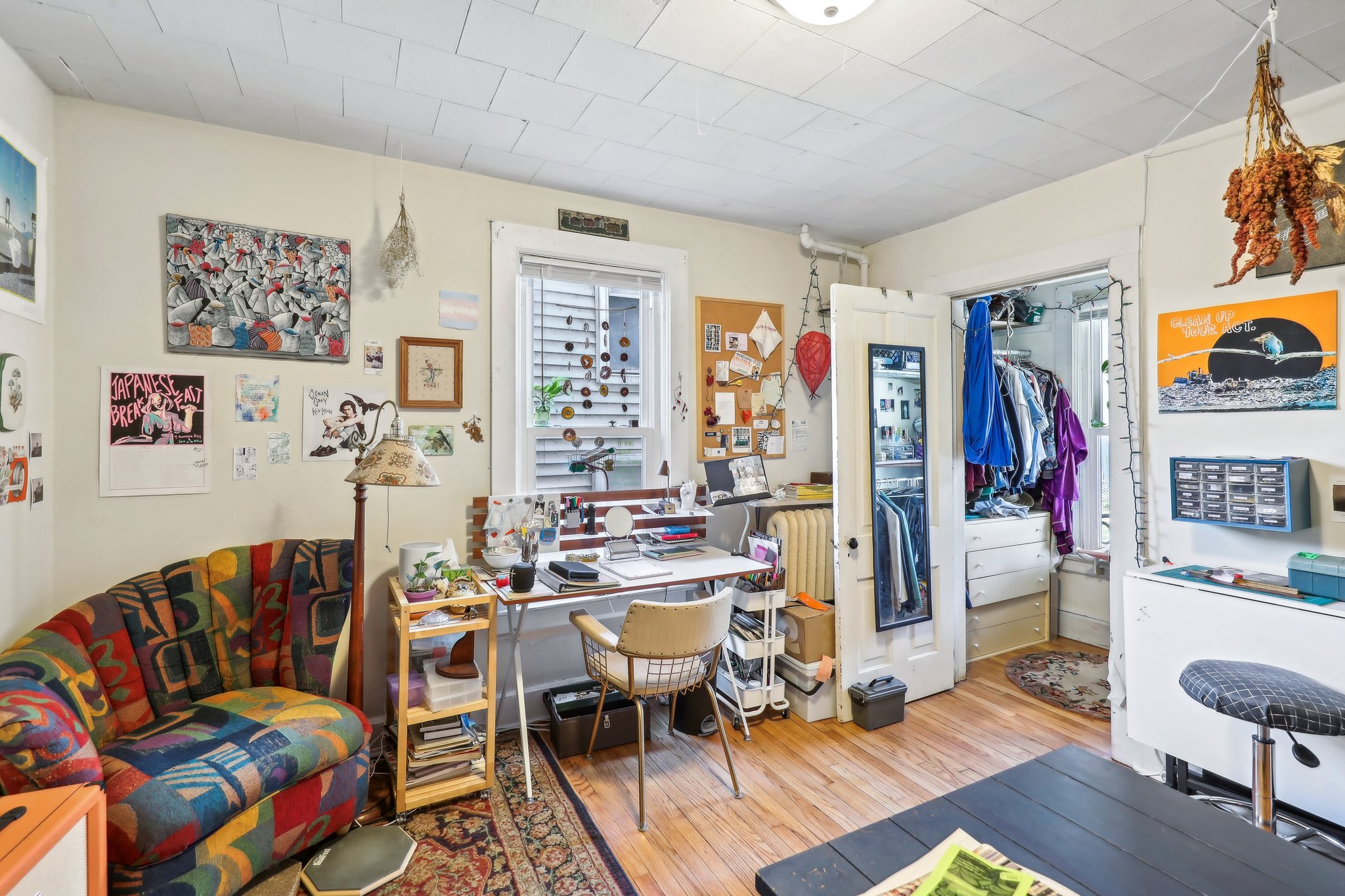 19-web-or-mls-E Johnson St-019.jpg