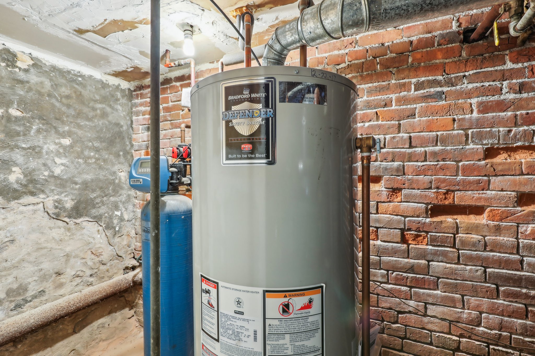 29-web-or-mls-E Johnson St-029.jpg