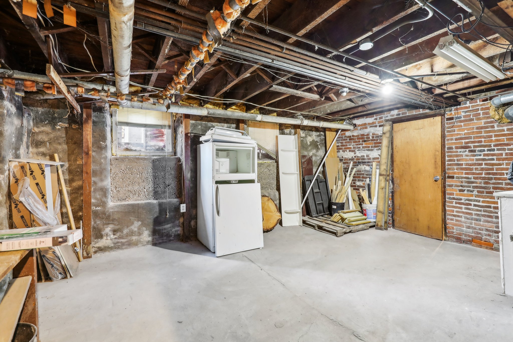 31-web-or-mls-E Johnson St-031.jpg