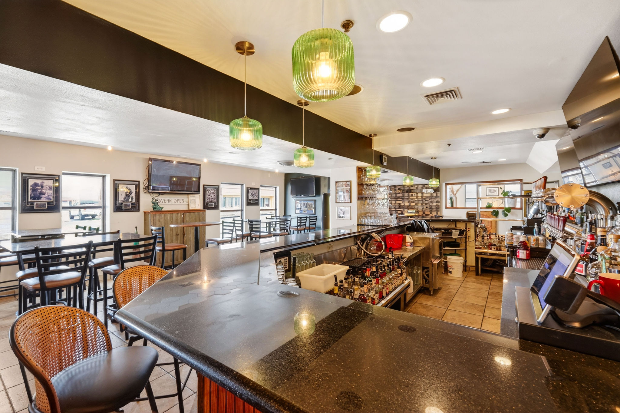 Bar 1st Floor55a9175.jpg