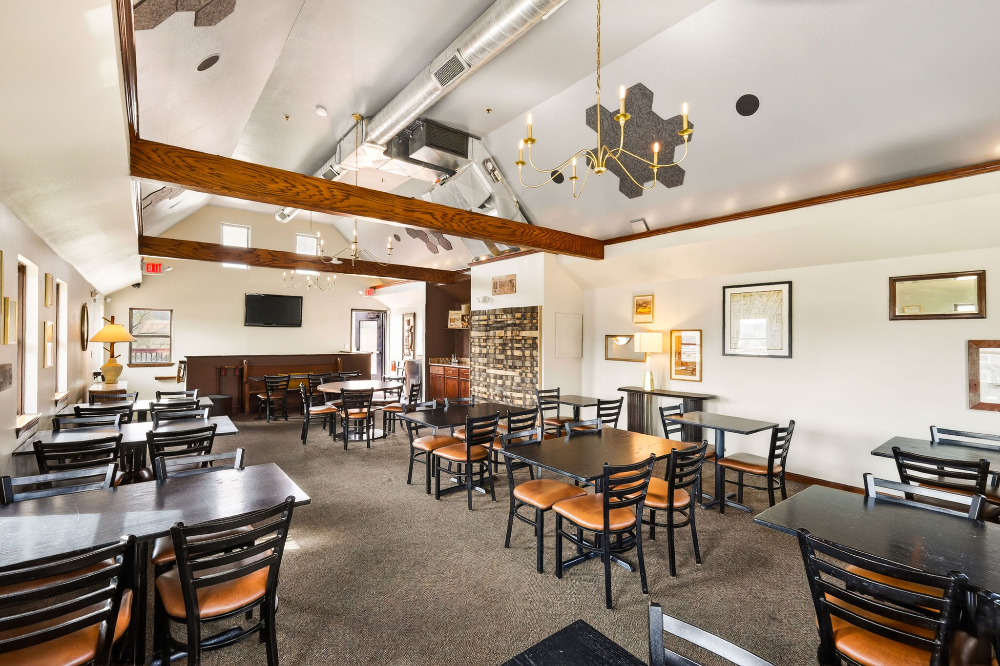 Seating 2nd Floor65A9228.jpg