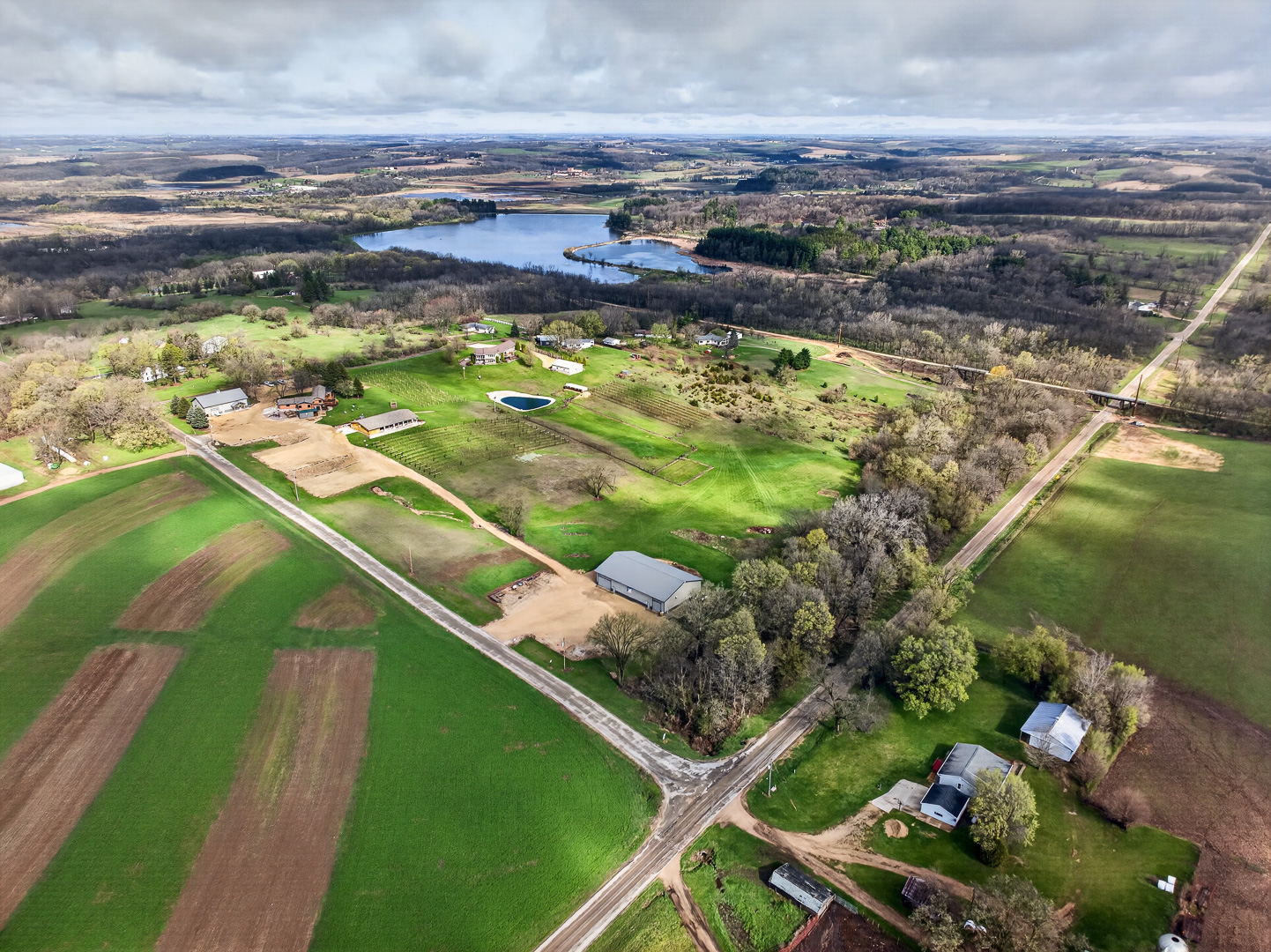 W8170 Pilz Rd-64 1.jpg